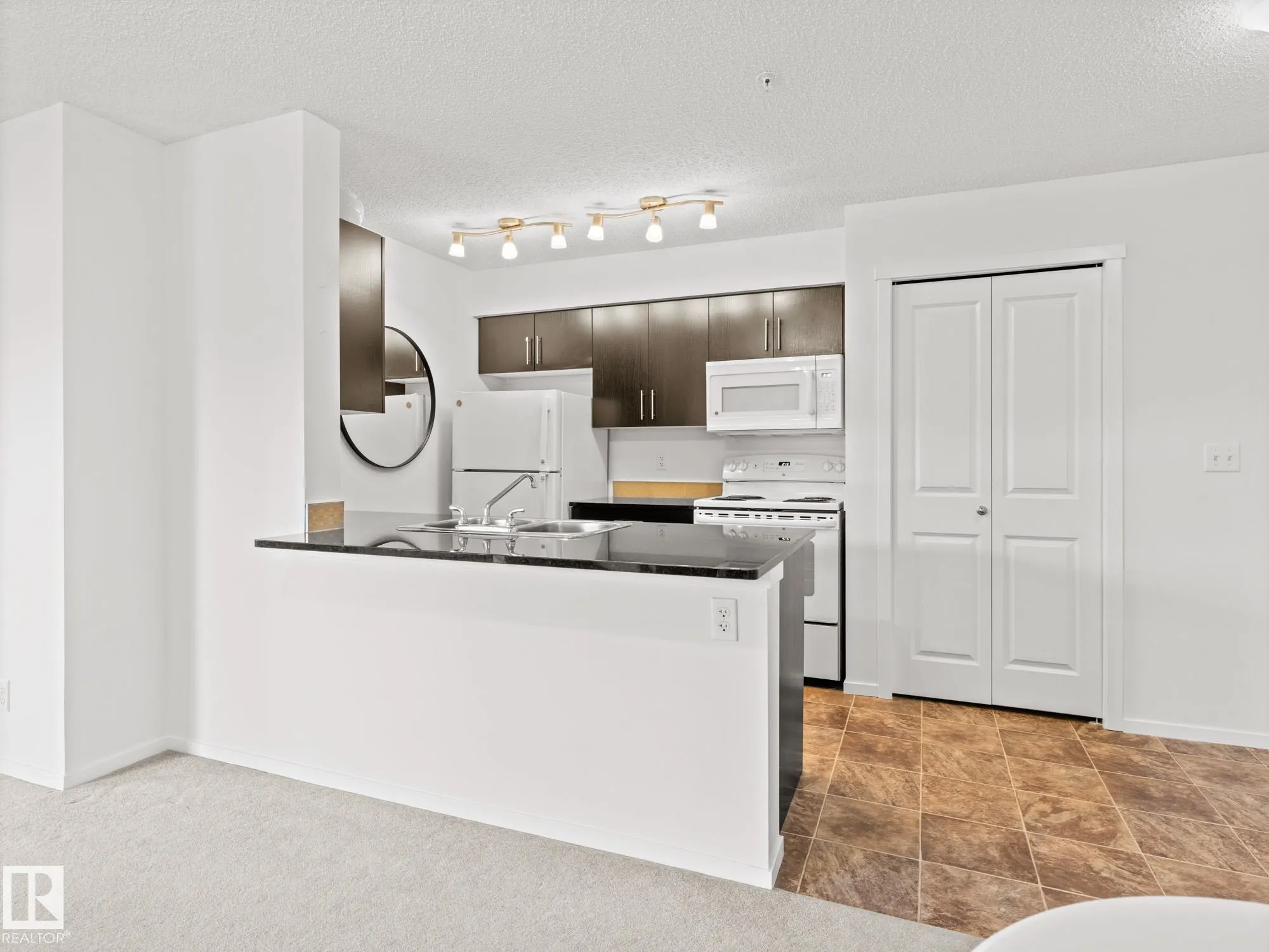 3207 JAMES MOWATT Trail