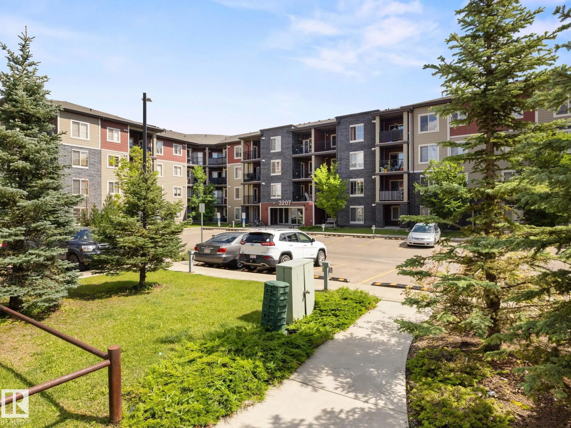 3207 JAMES MOWATT Trail