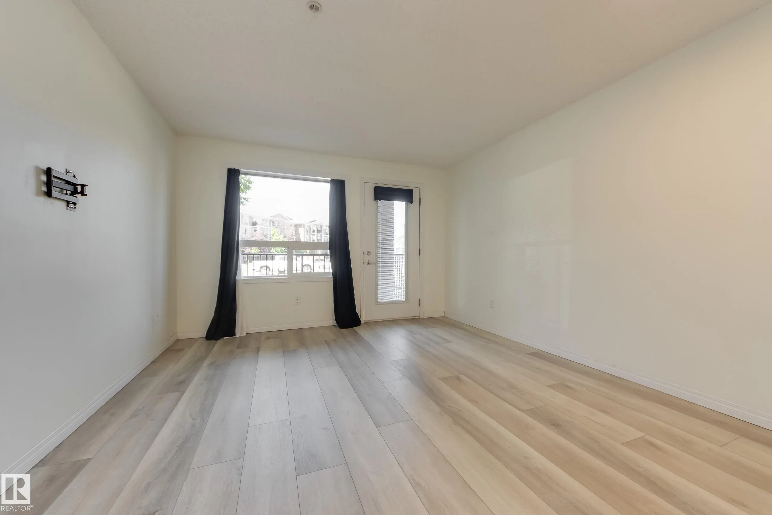 9357 SIMPSON Drive