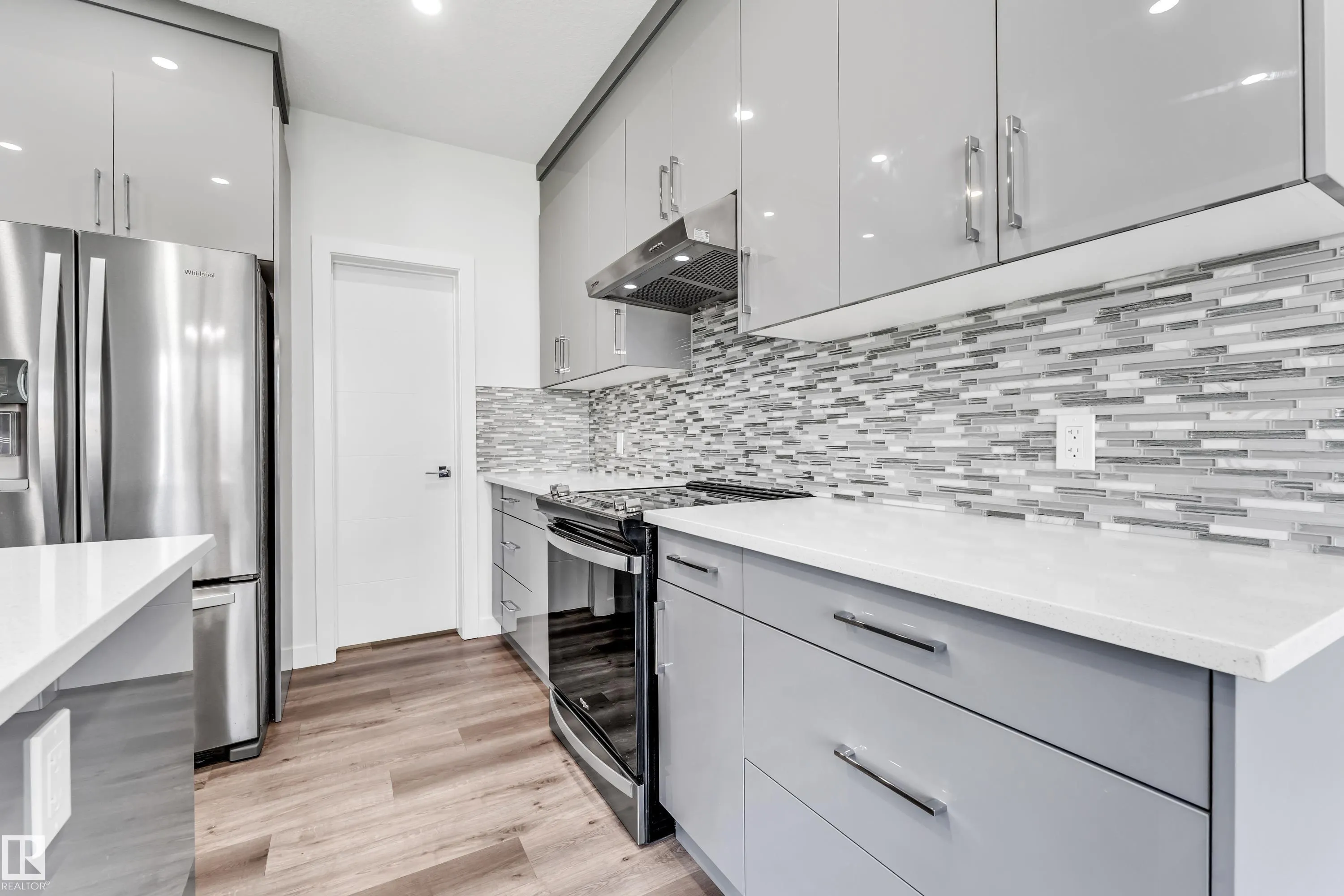 327 ROBERTS Wynd