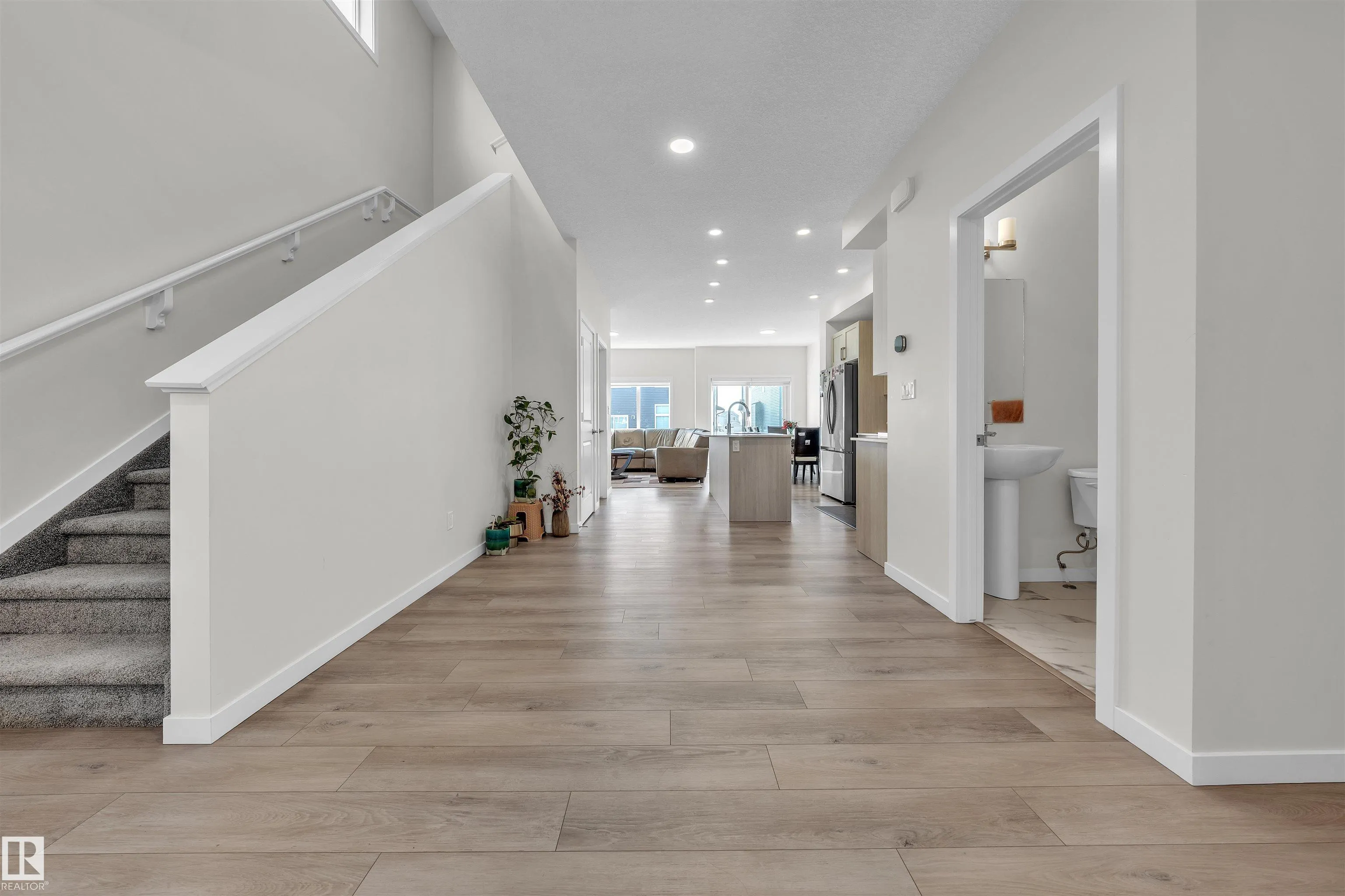 226 ORCHARDS Boulevard
