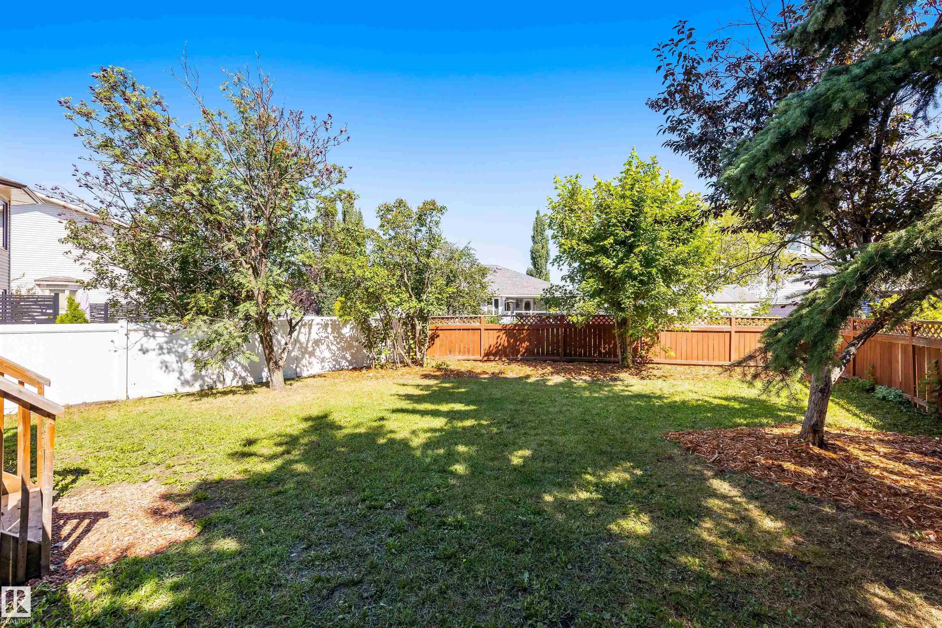 57 DEANE Crescent