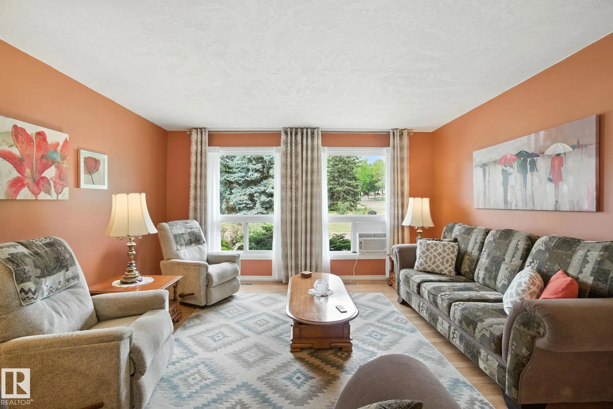 2 LAYDON Drive