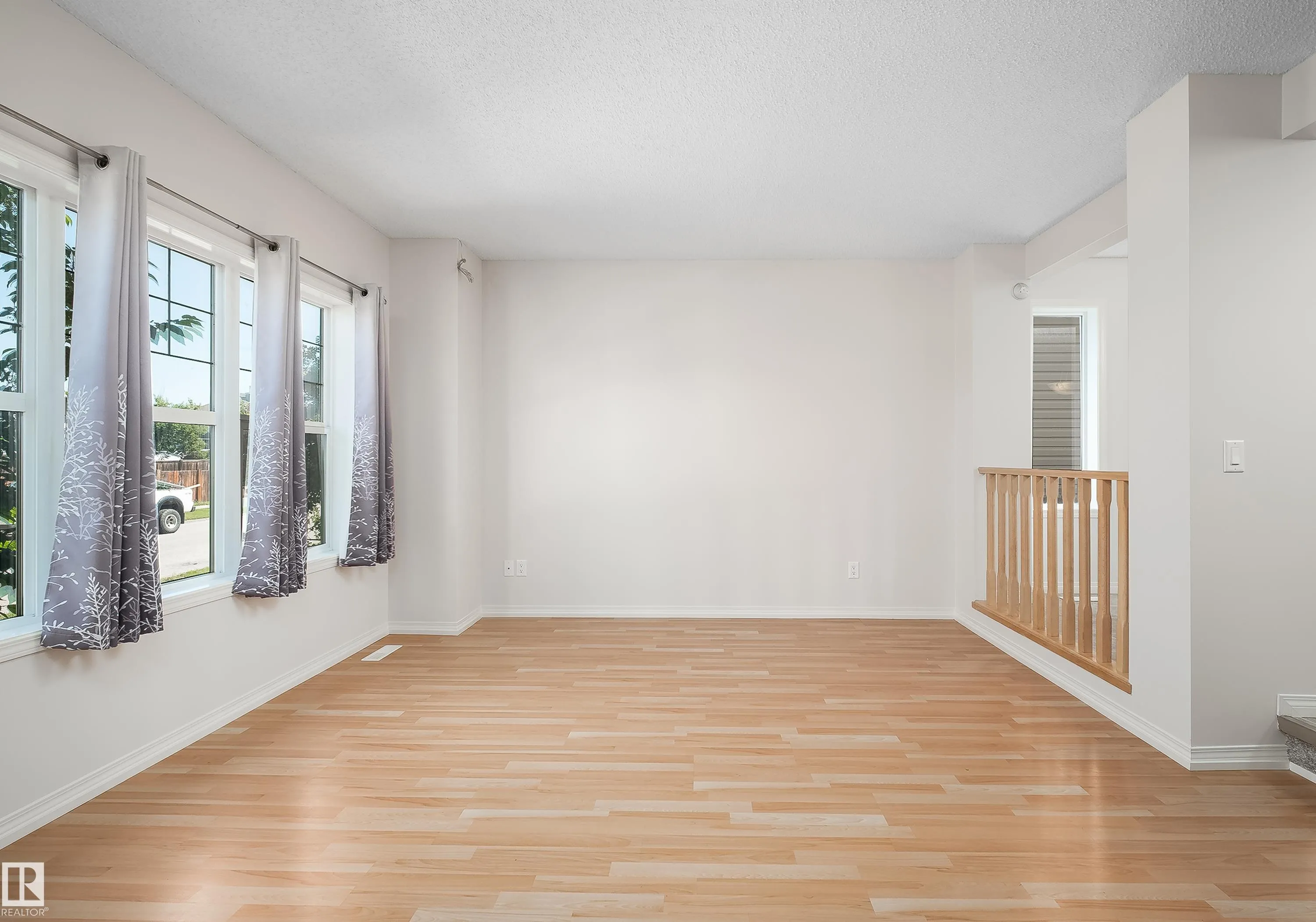 243 SOUTHWICK Way