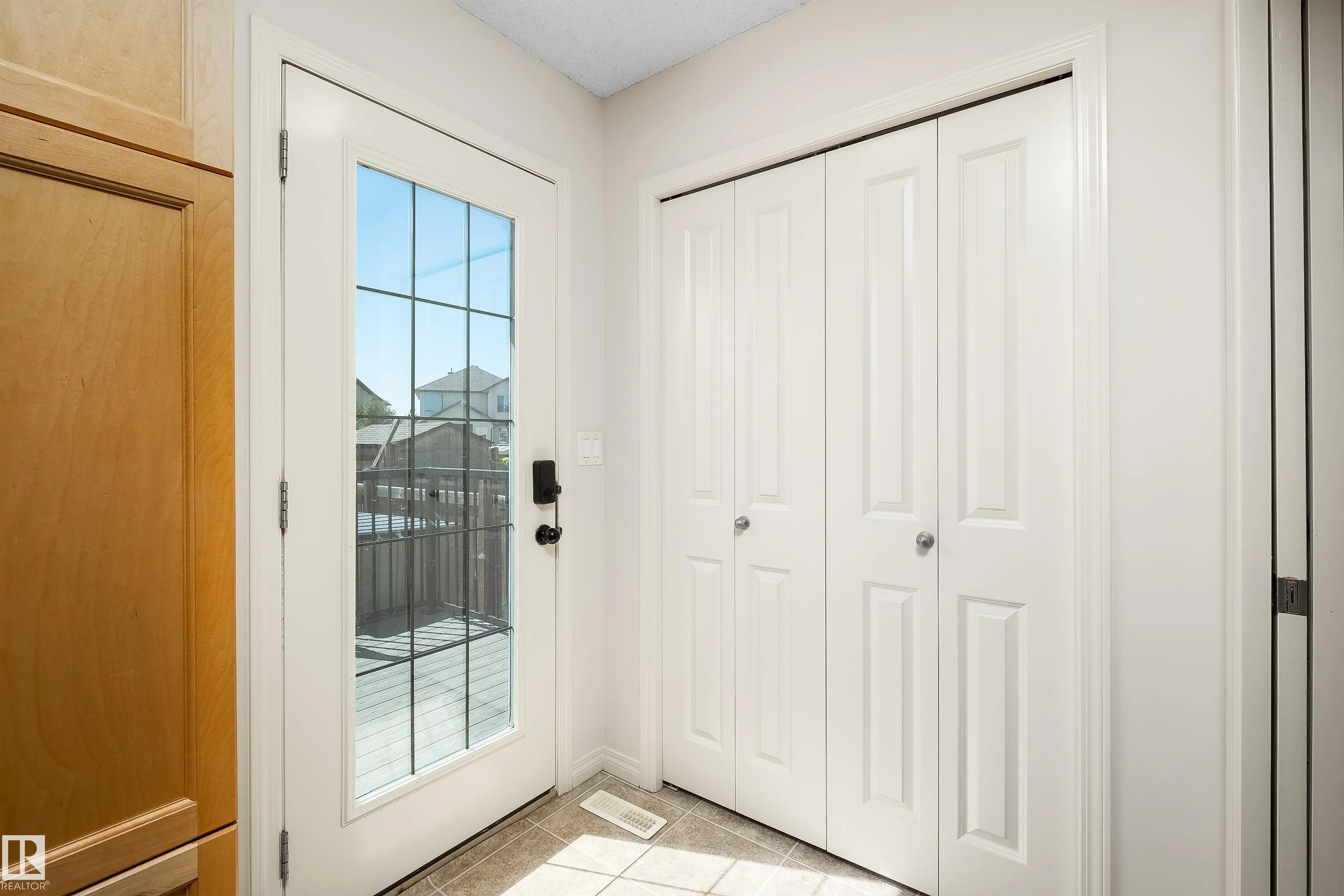 243 SOUTHWICK Way