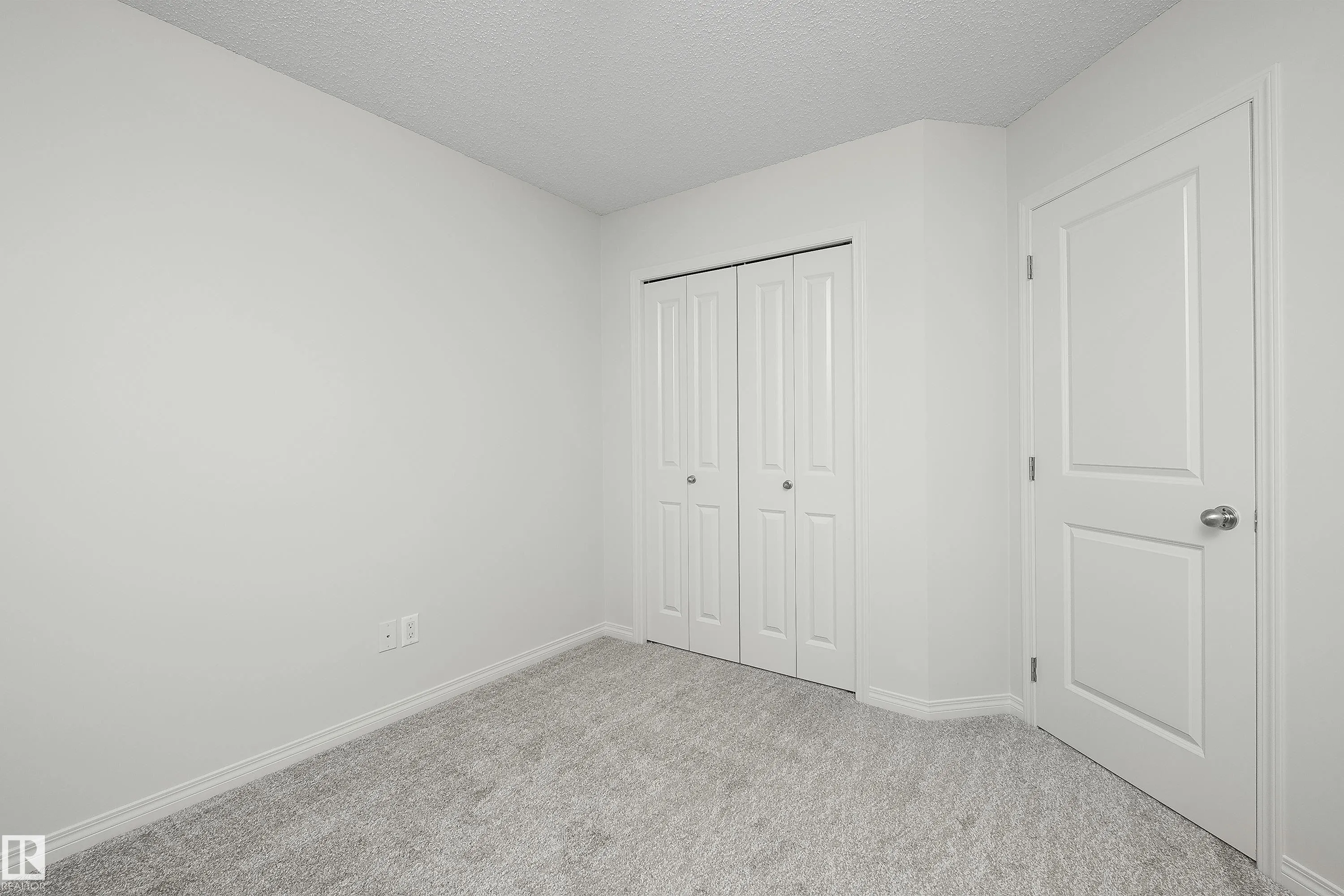 243 SOUTHWICK Way