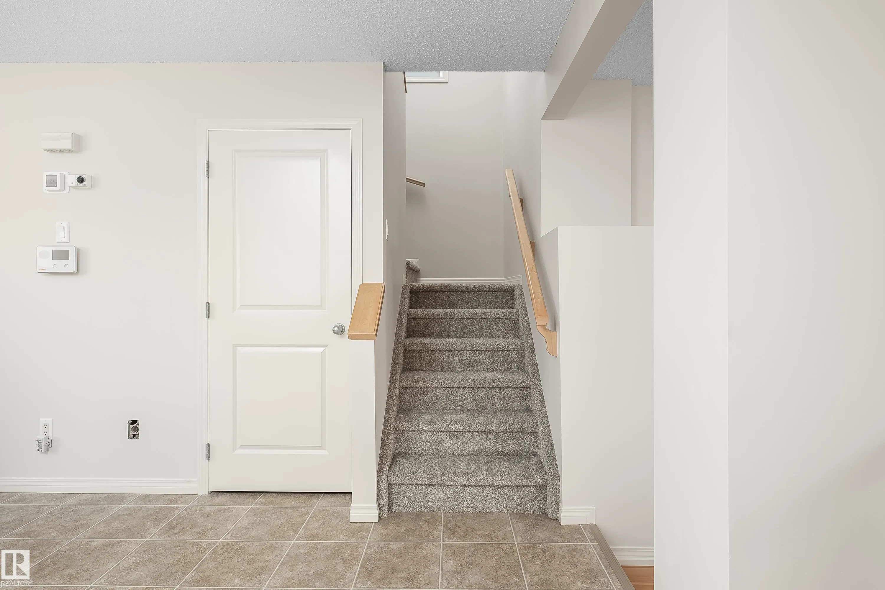 243 SOUTHWICK Way