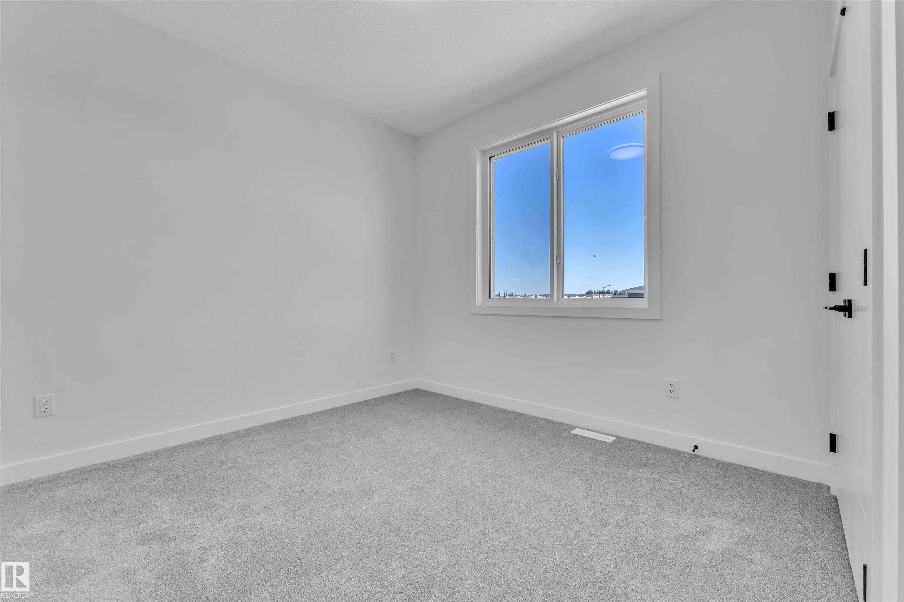 127 Lilac Close
