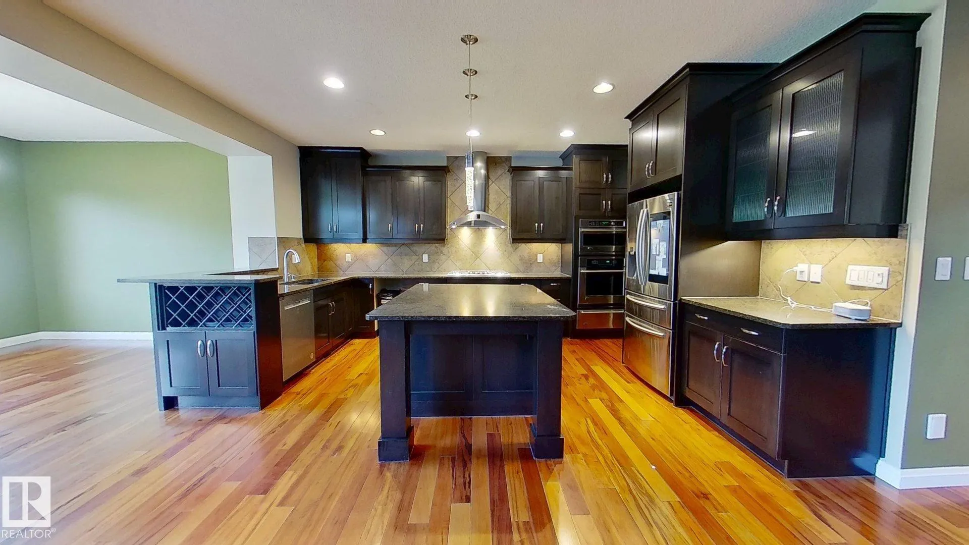 5168 SUNVIEW Drive