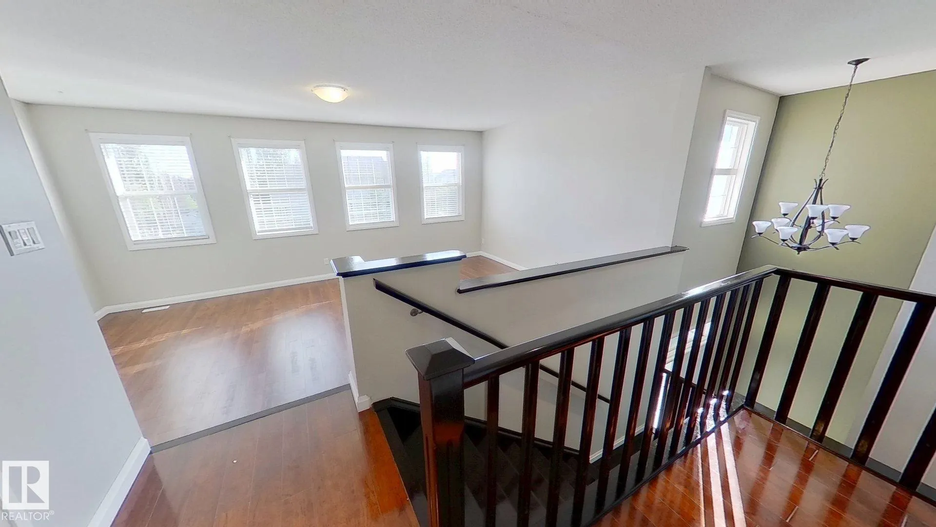 5168 SUNVIEW Drive