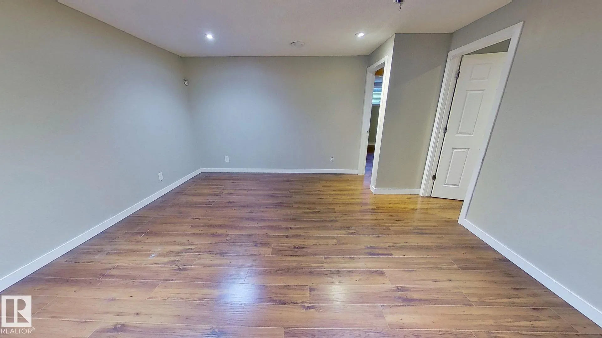 5168 SUNVIEW Drive