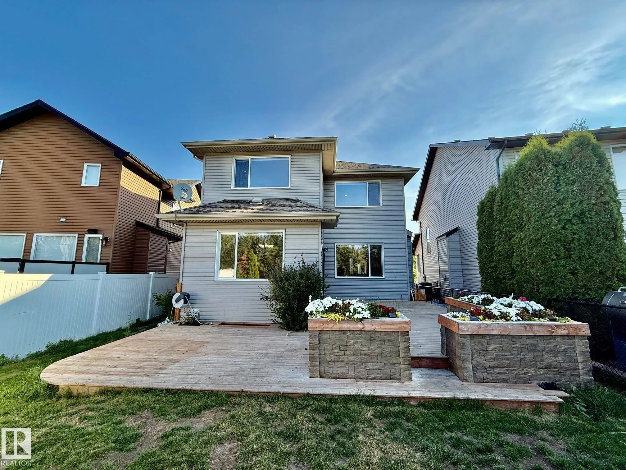 5168 SUNVIEW Drive