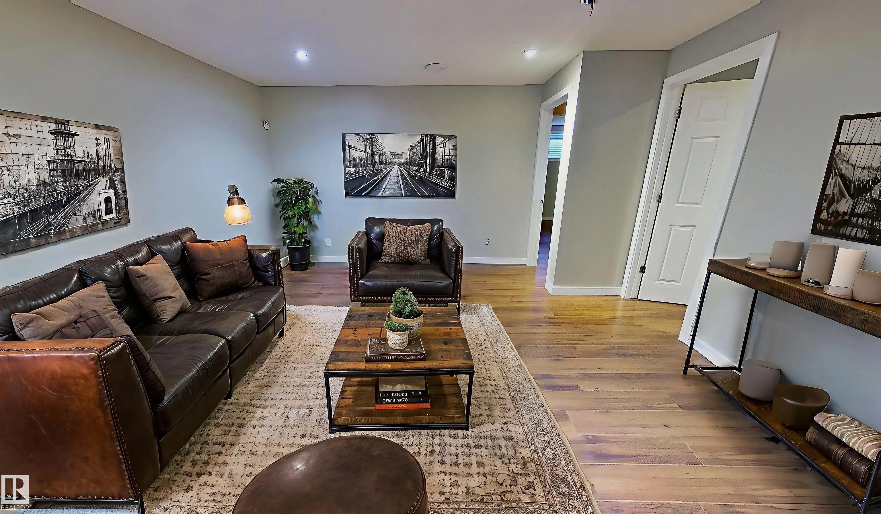 5168 SUNVIEW Drive