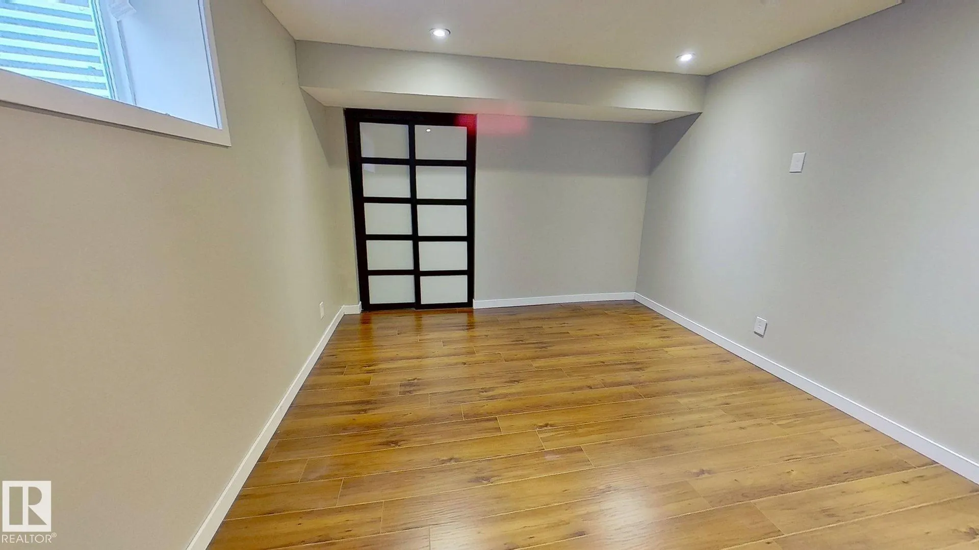 5168 SUNVIEW Drive