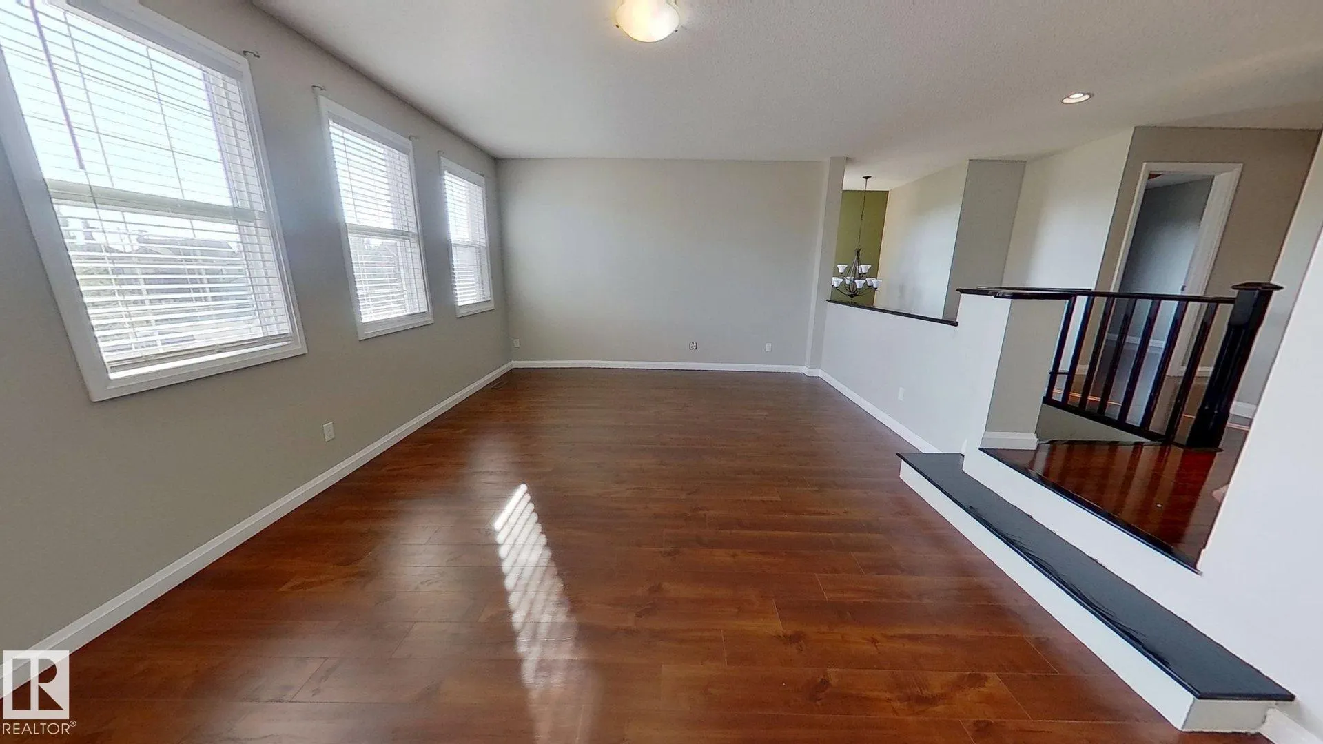 5168 SUNVIEW Drive