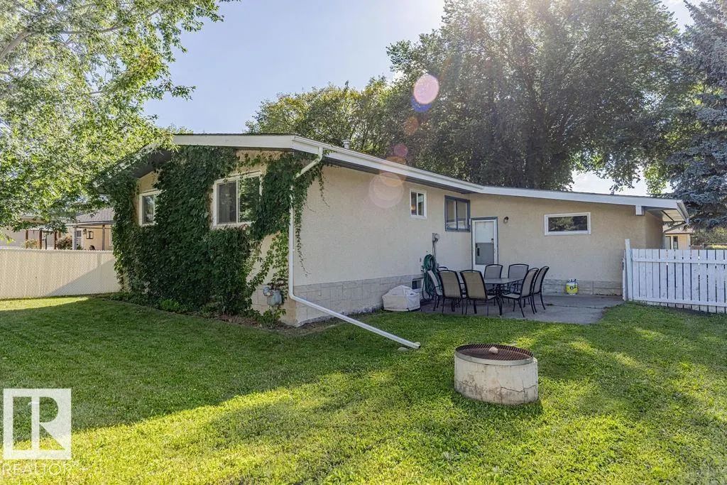 1031 STRATHCONA Drive