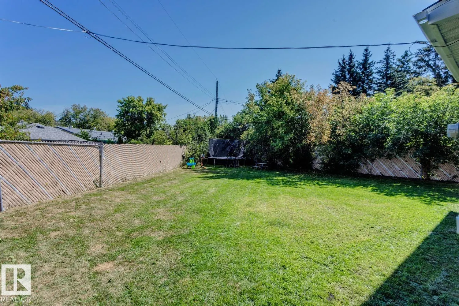 28 GREER Crescent