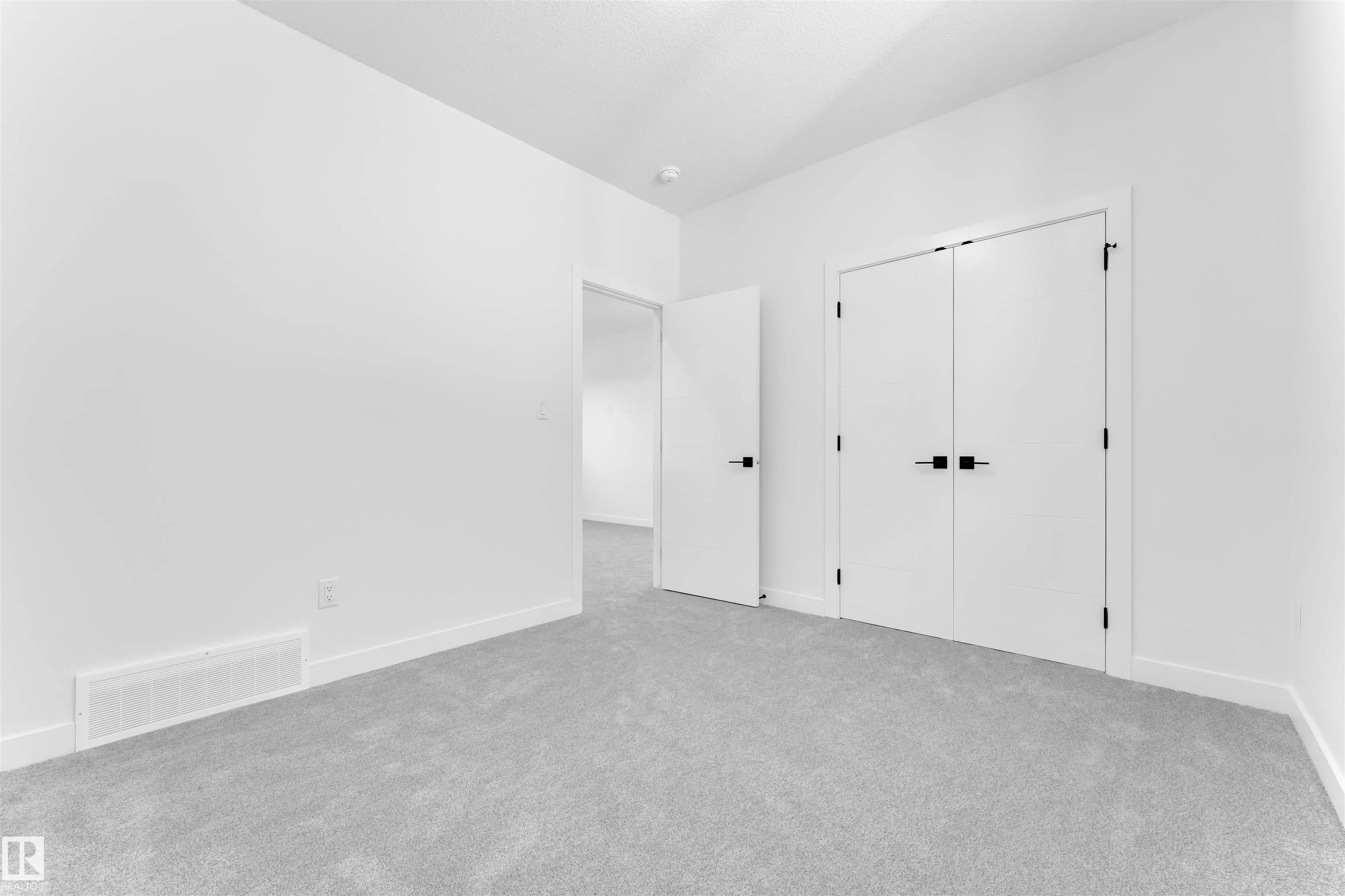 121 Lilac Close