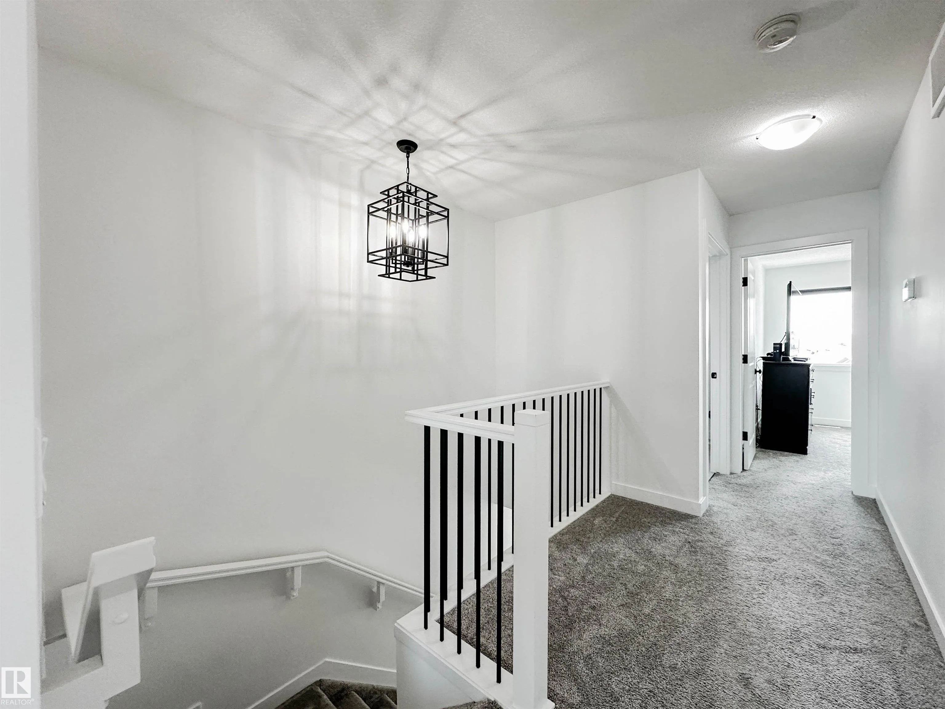 13 JOYAL Way
