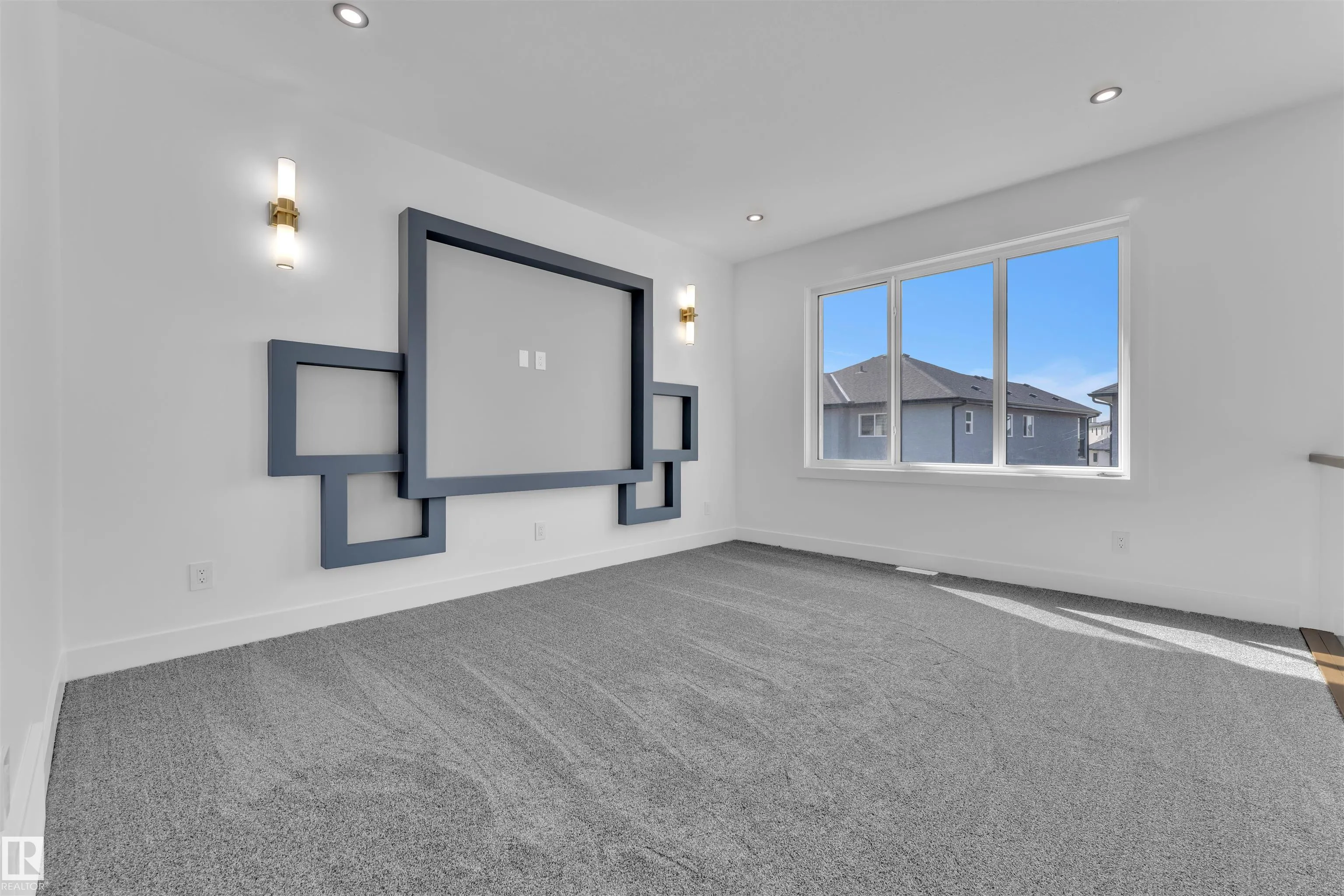 619 FRASER VISTA Vista