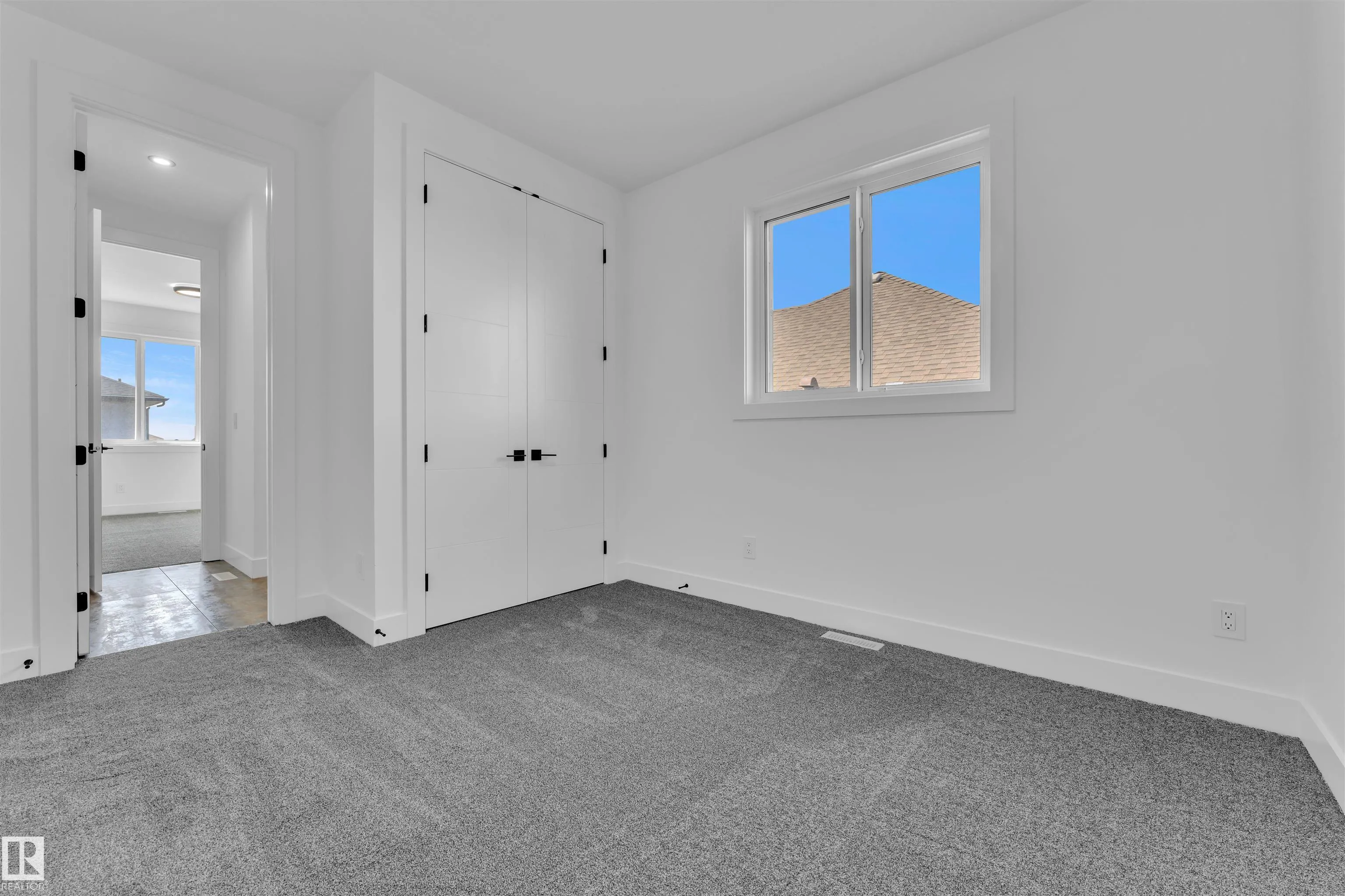 619 FRASER VISTA Vista