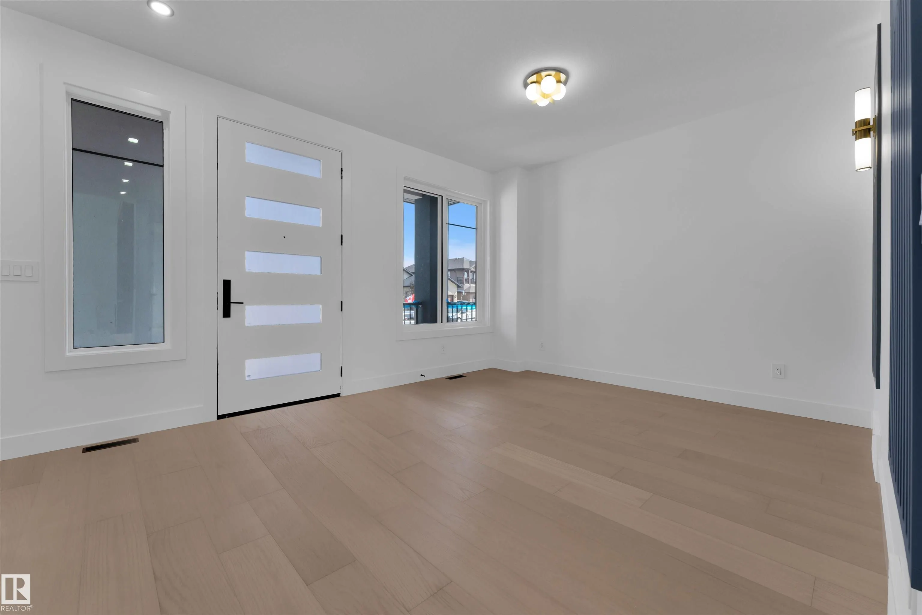 619 FRASER VISTA Vista