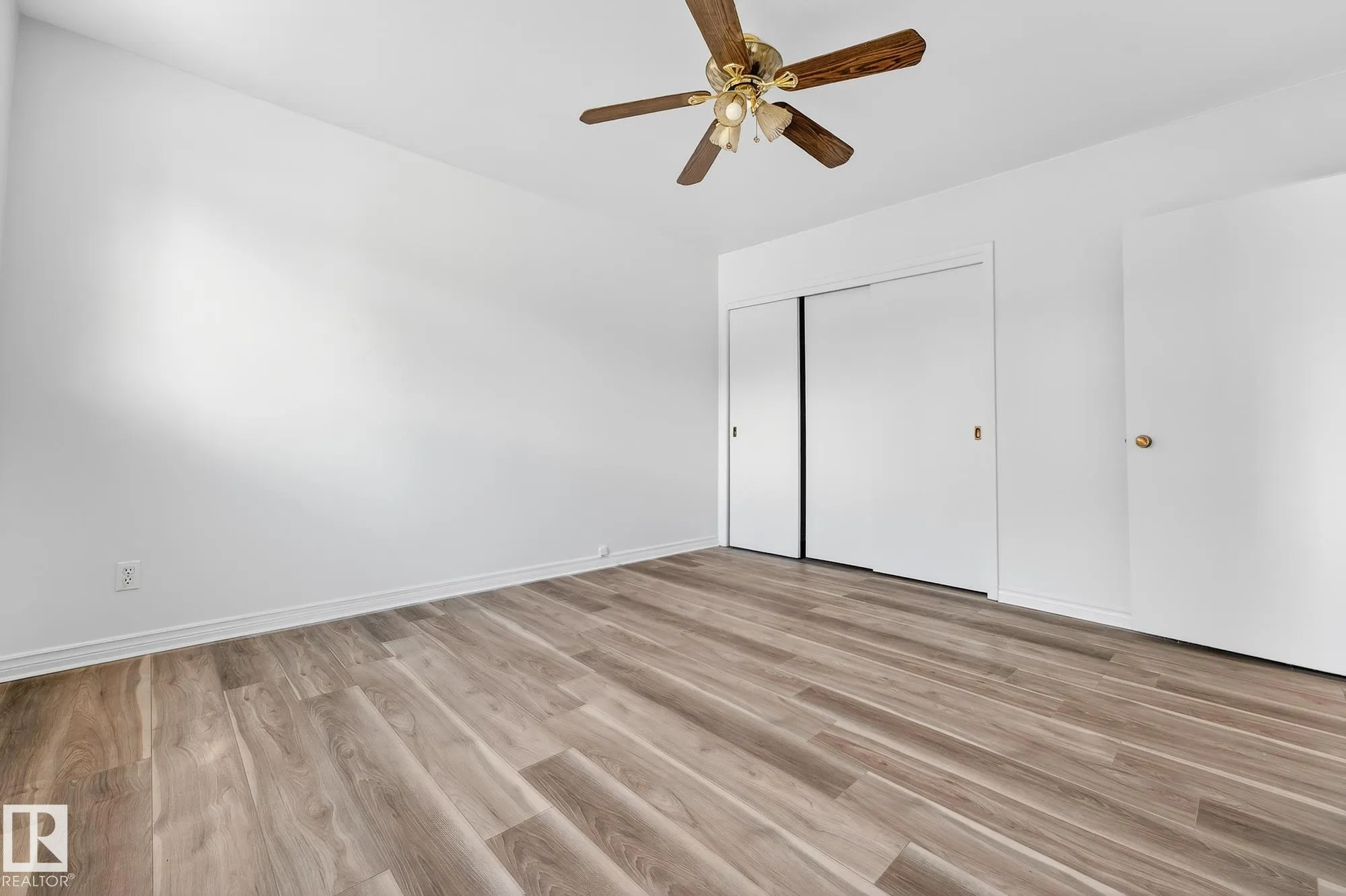 102 MAPLE Court
