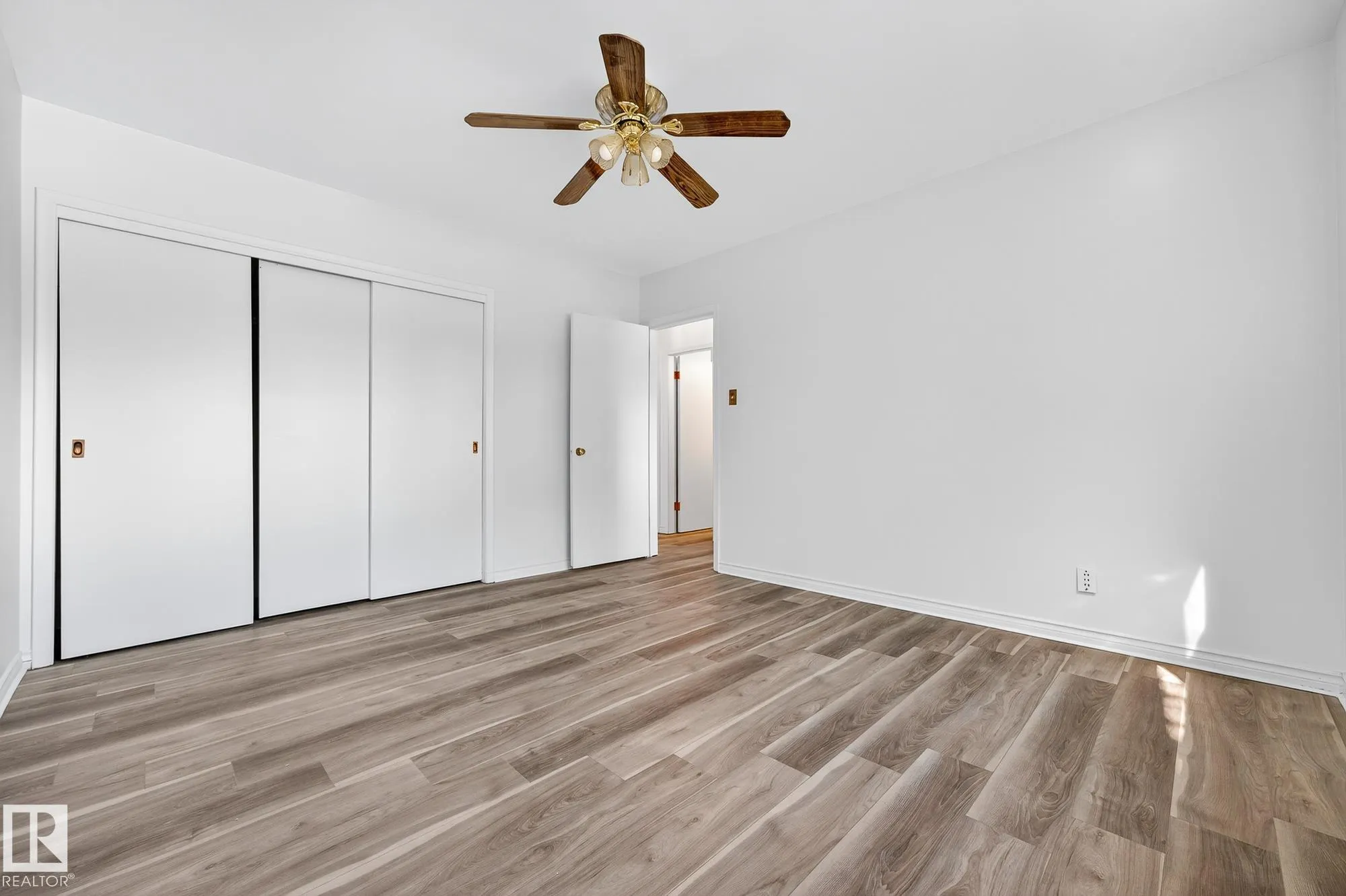 102 MAPLE Court