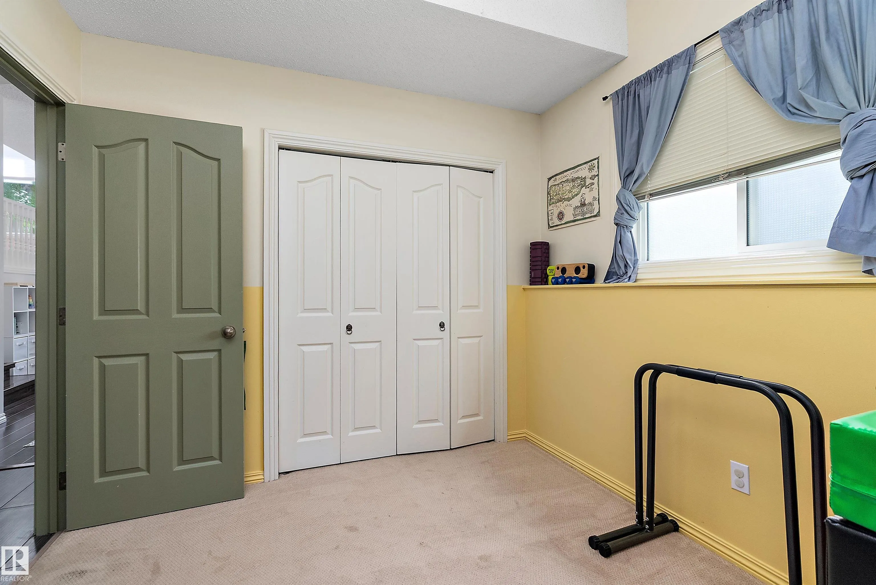 18 ORANGEWOOD Place