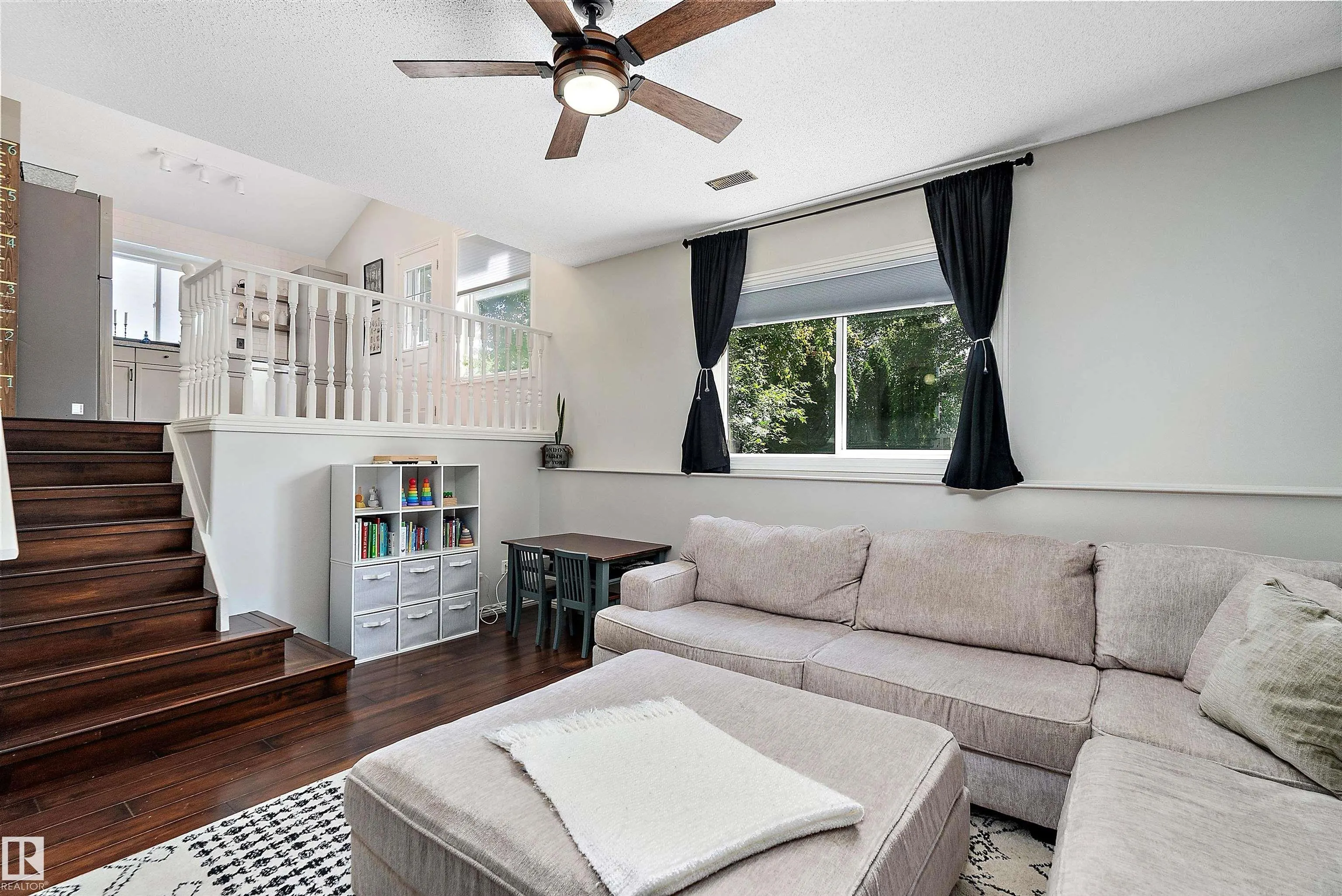18 ORANGEWOOD Place