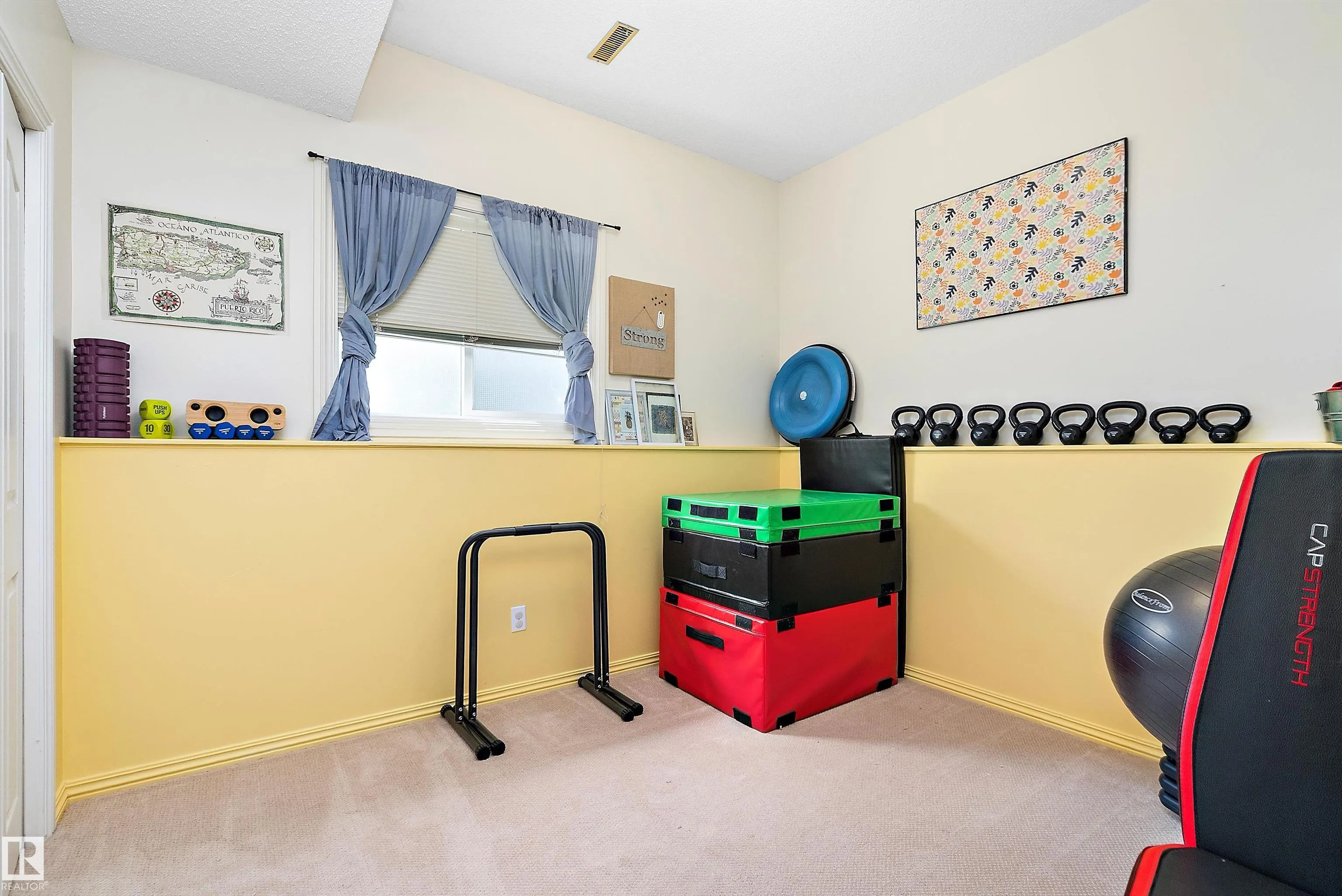 18 ORANGEWOOD Place