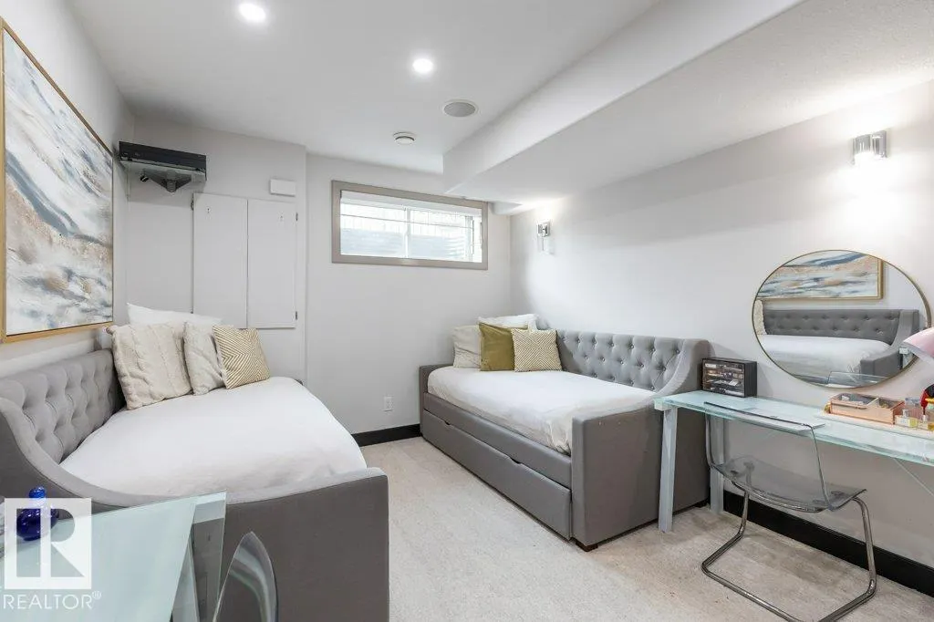 34 KINGSFORD Crescent