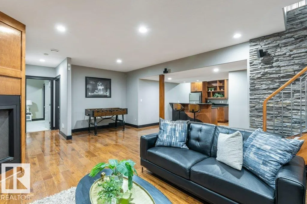 34 KINGSFORD Crescent
