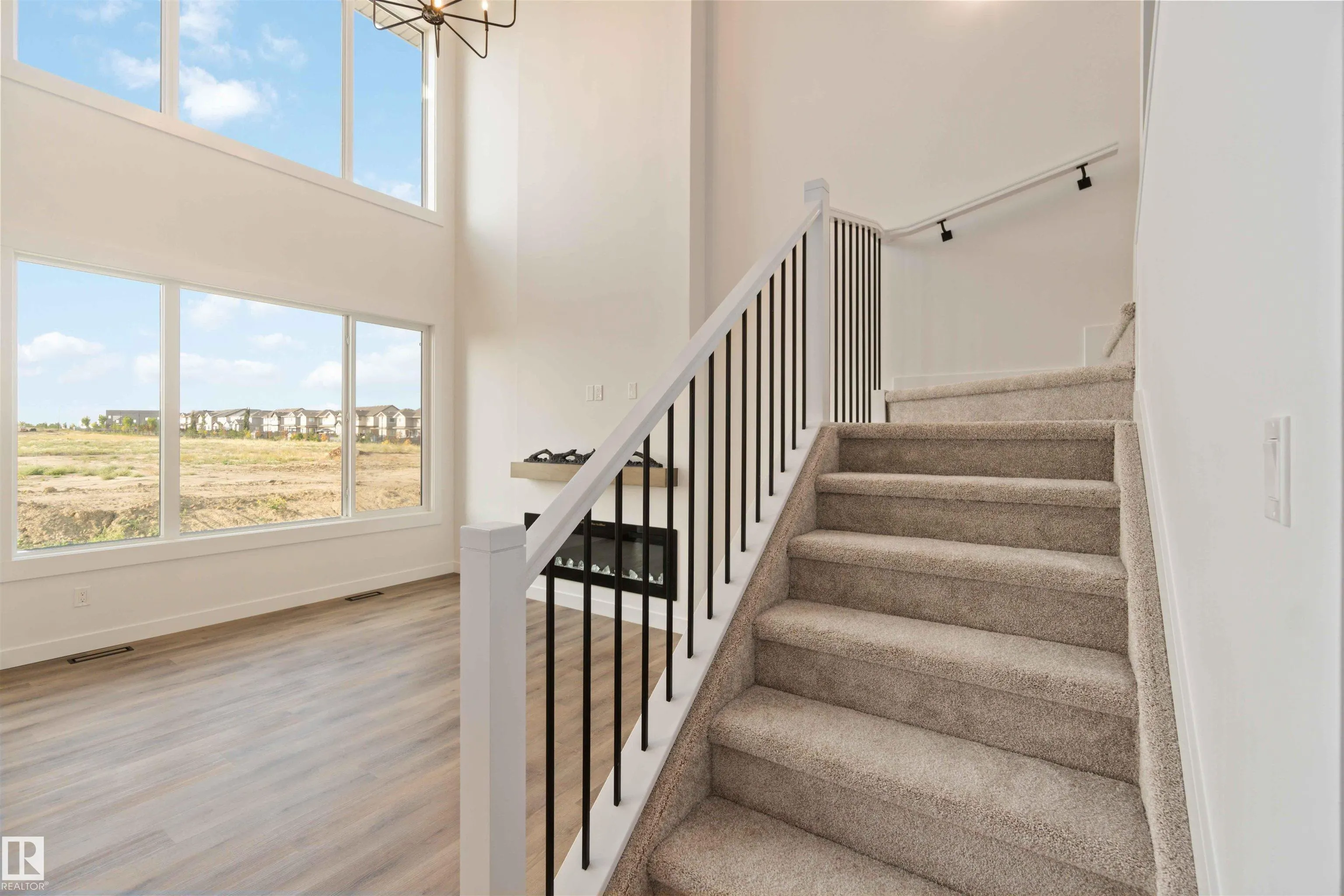 1110 Cristall Crescent