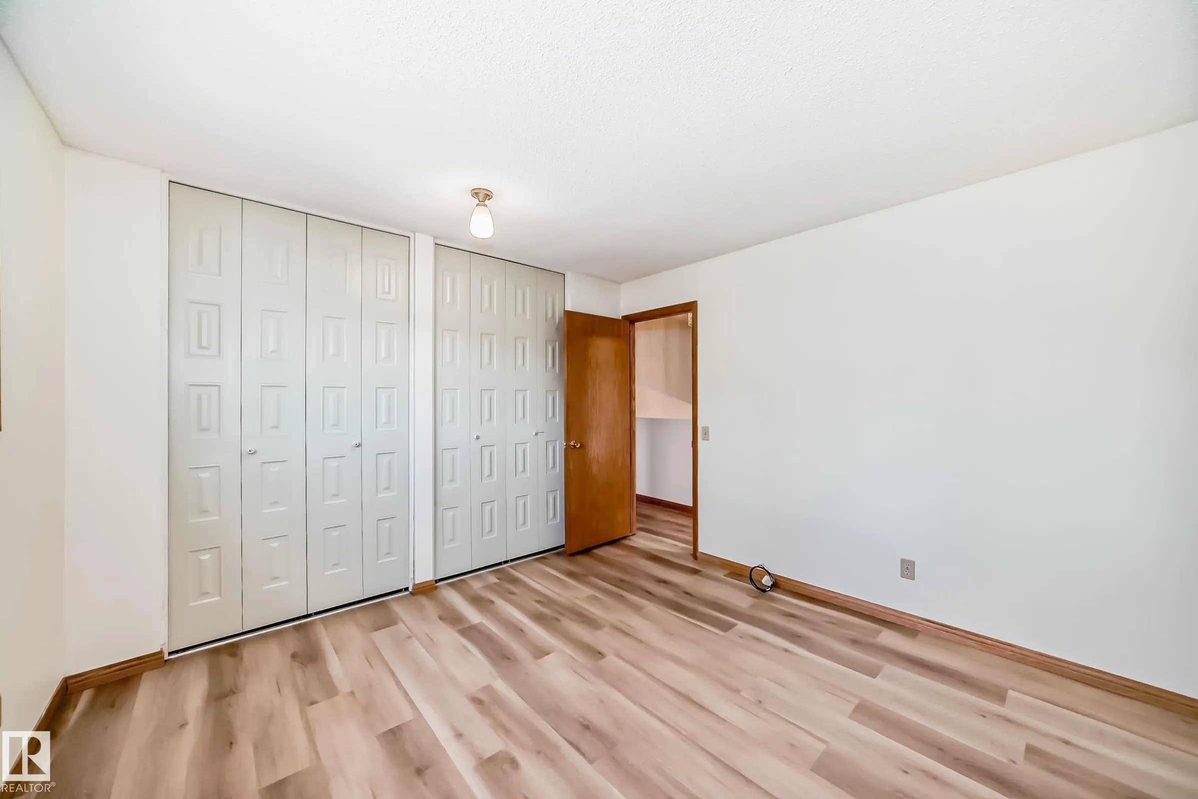 9 WELLINGTON Crescent