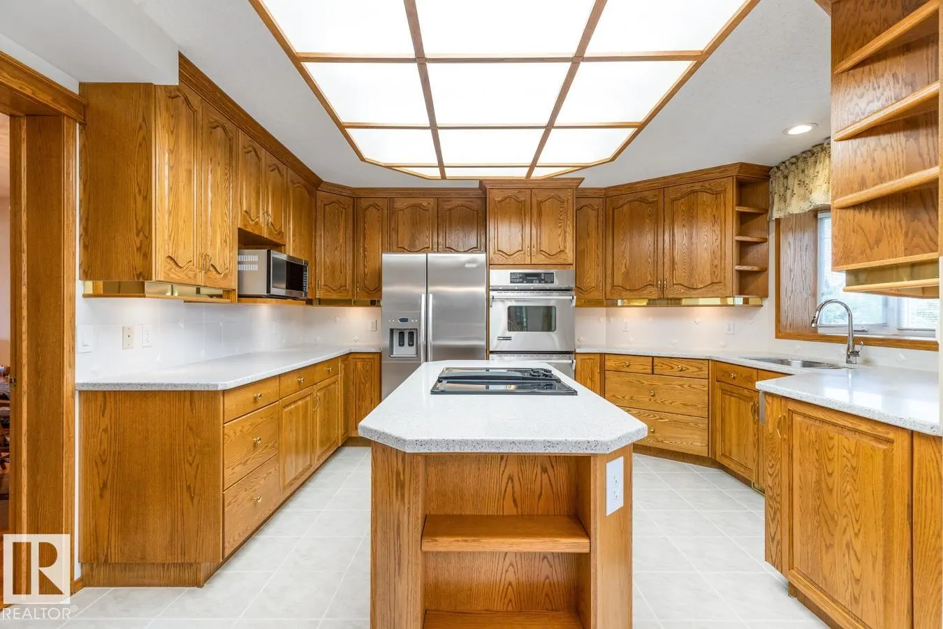 21 RIDGEBAY Place