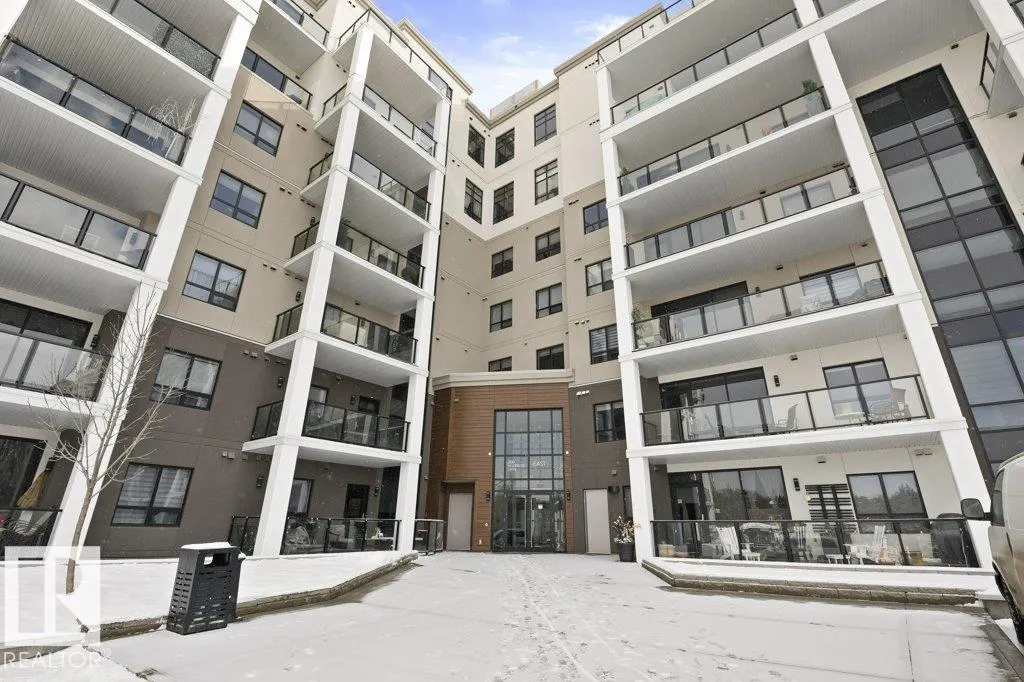 200 BELLEROSE Drive