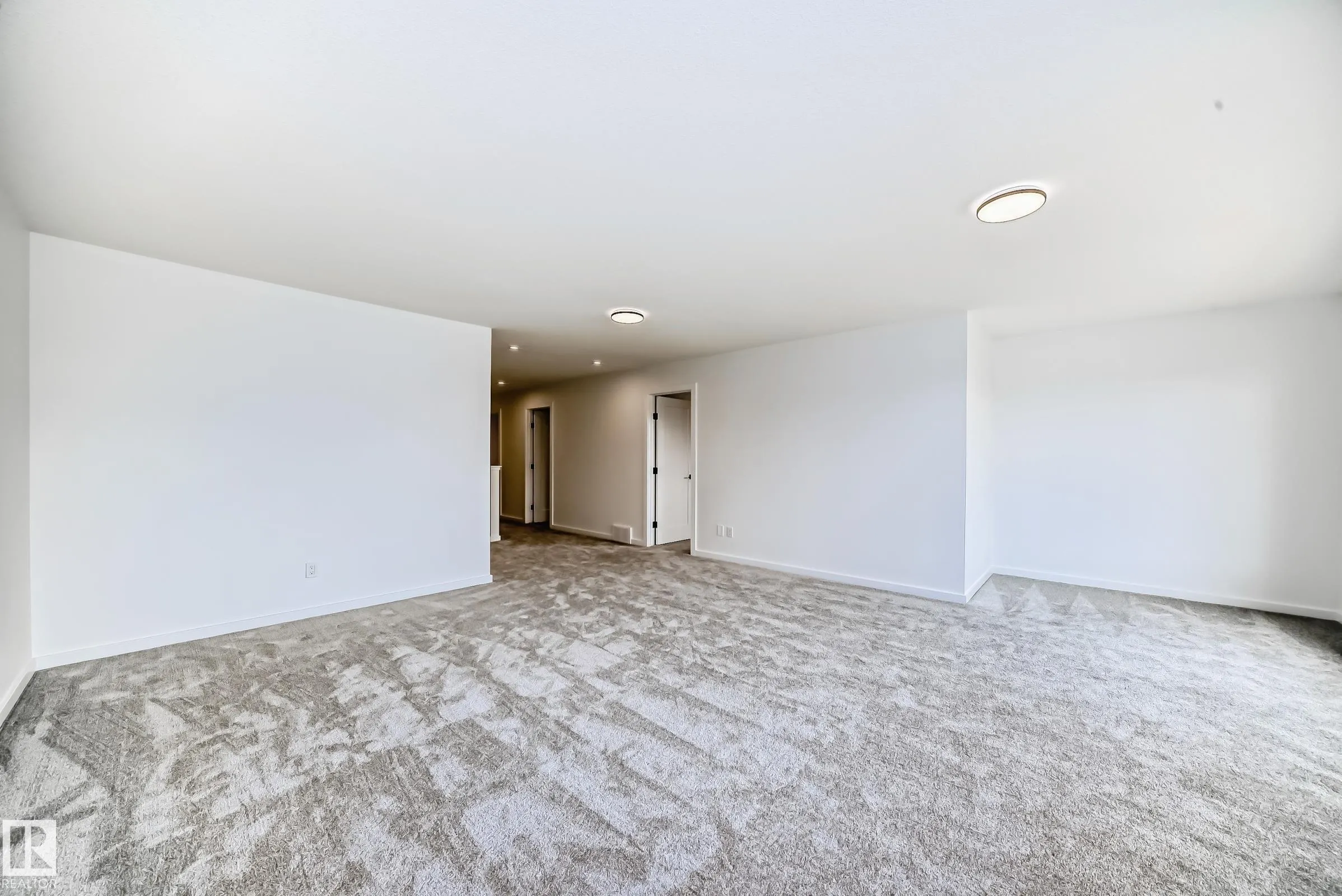 1401 AINSLIE Wynd