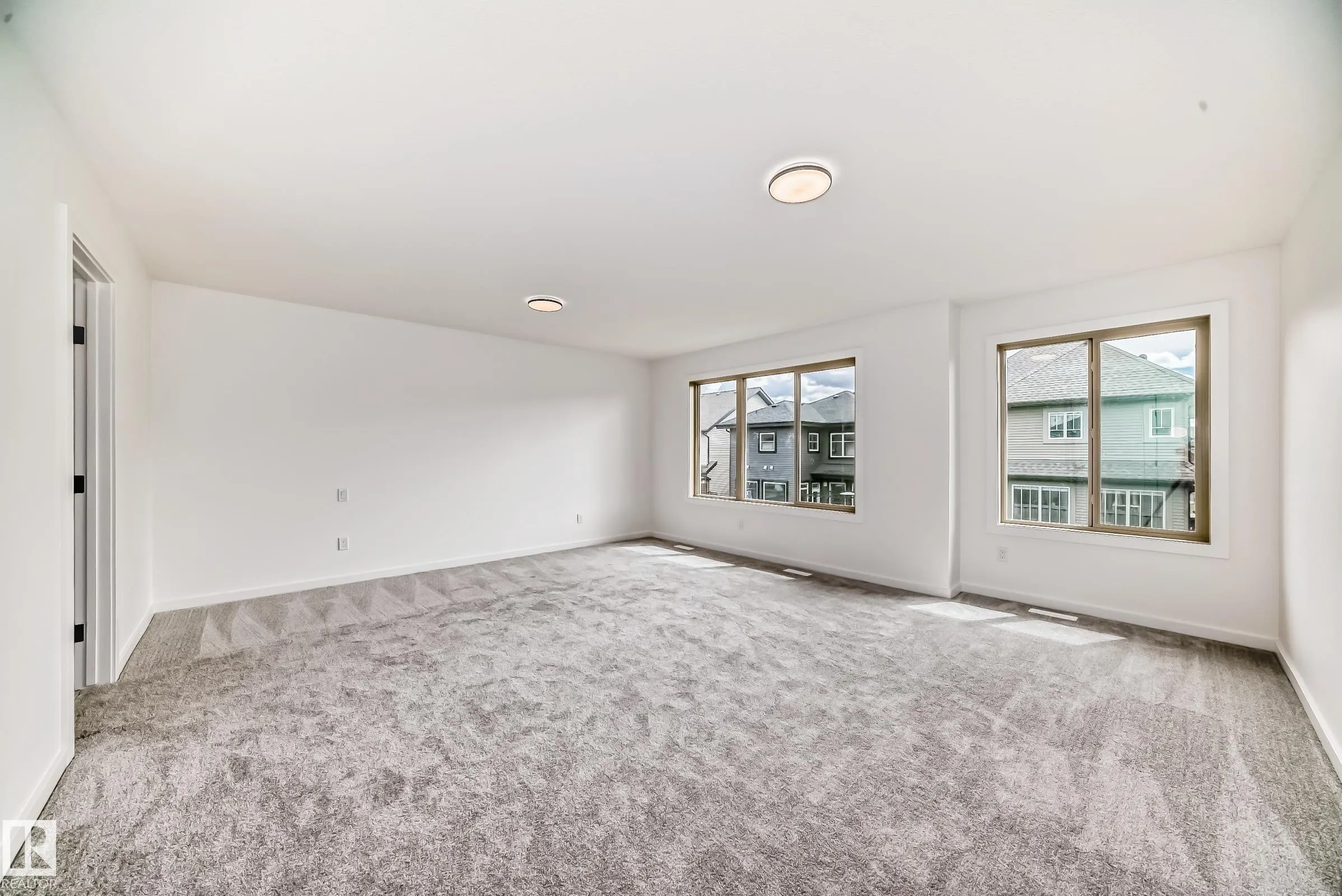 1401 AINSLIE Wynd