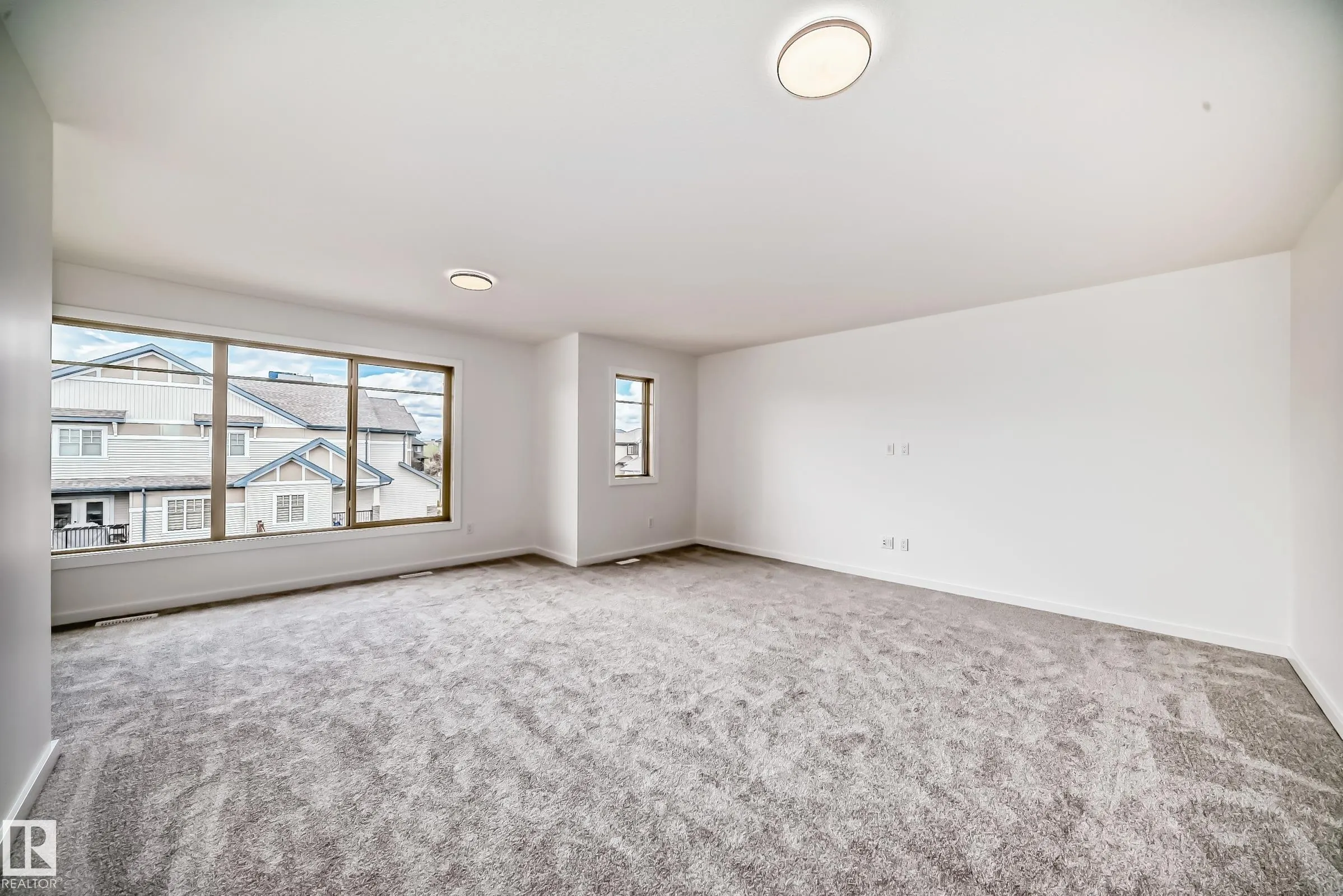 1401 AINSLIE Wynd