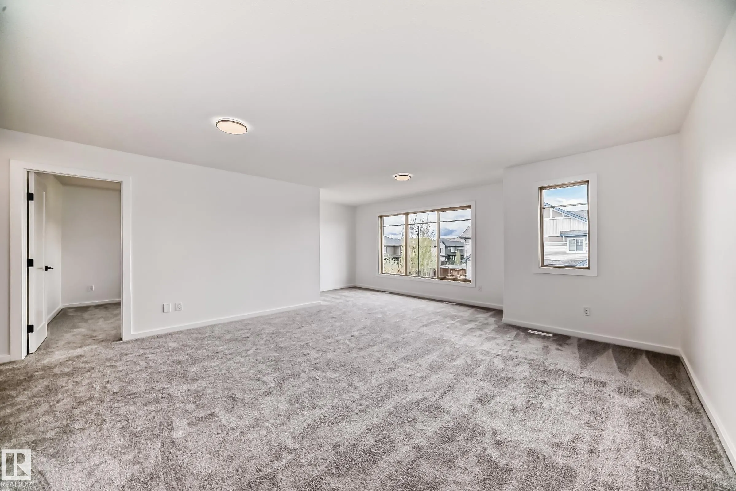 1401 AINSLIE Wynd