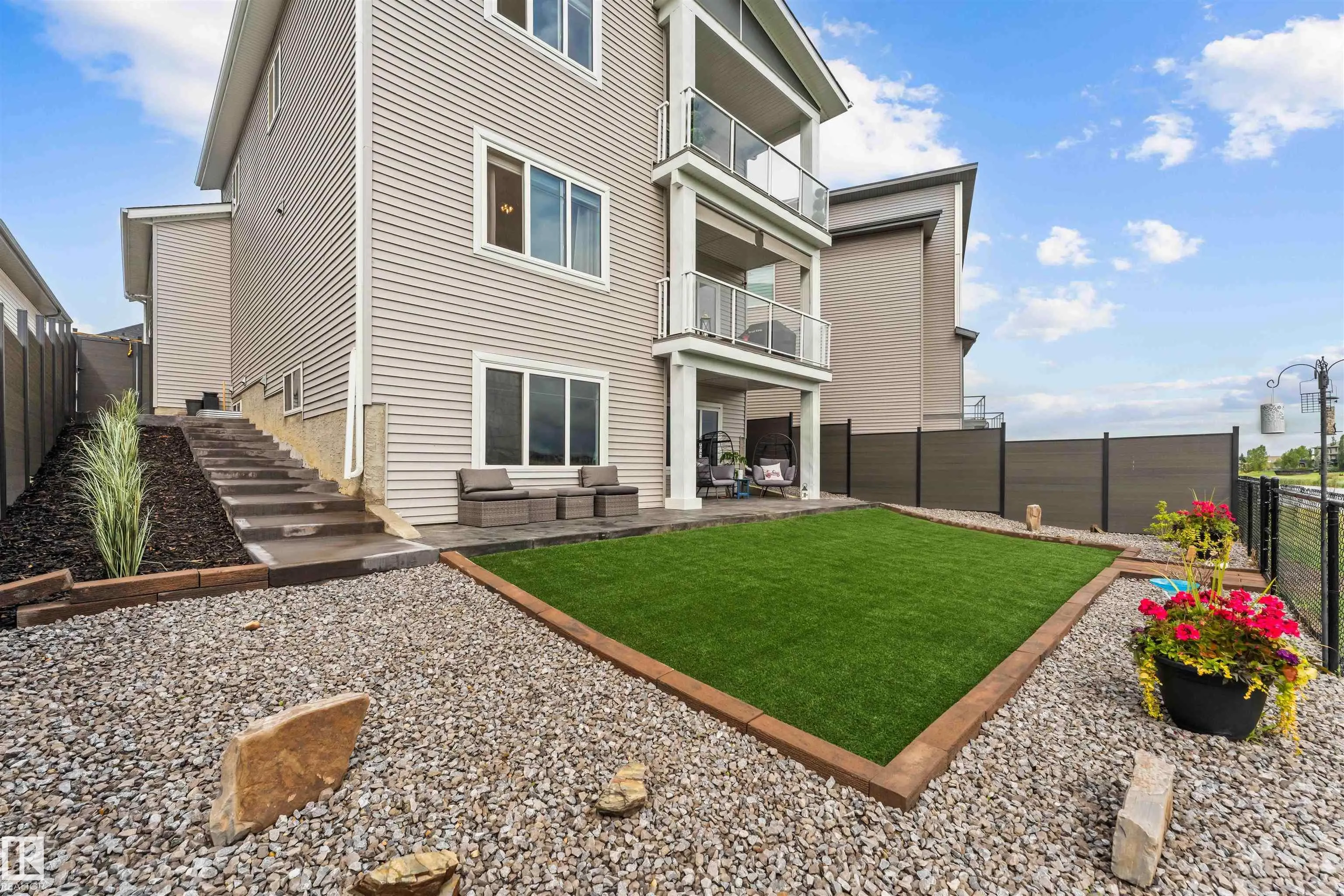 57 DALQUIST Bay