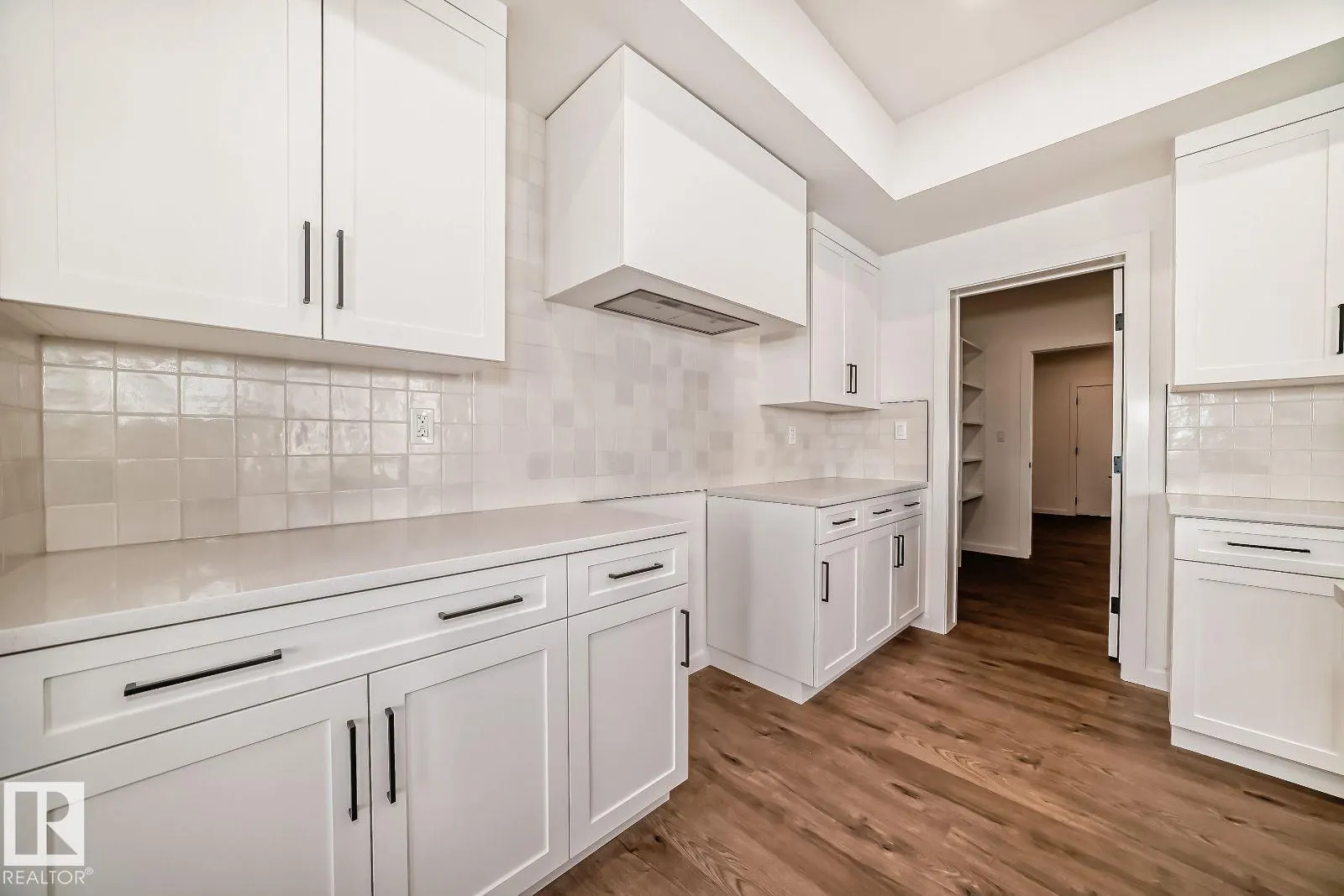 1365 AINSLIE Wynd