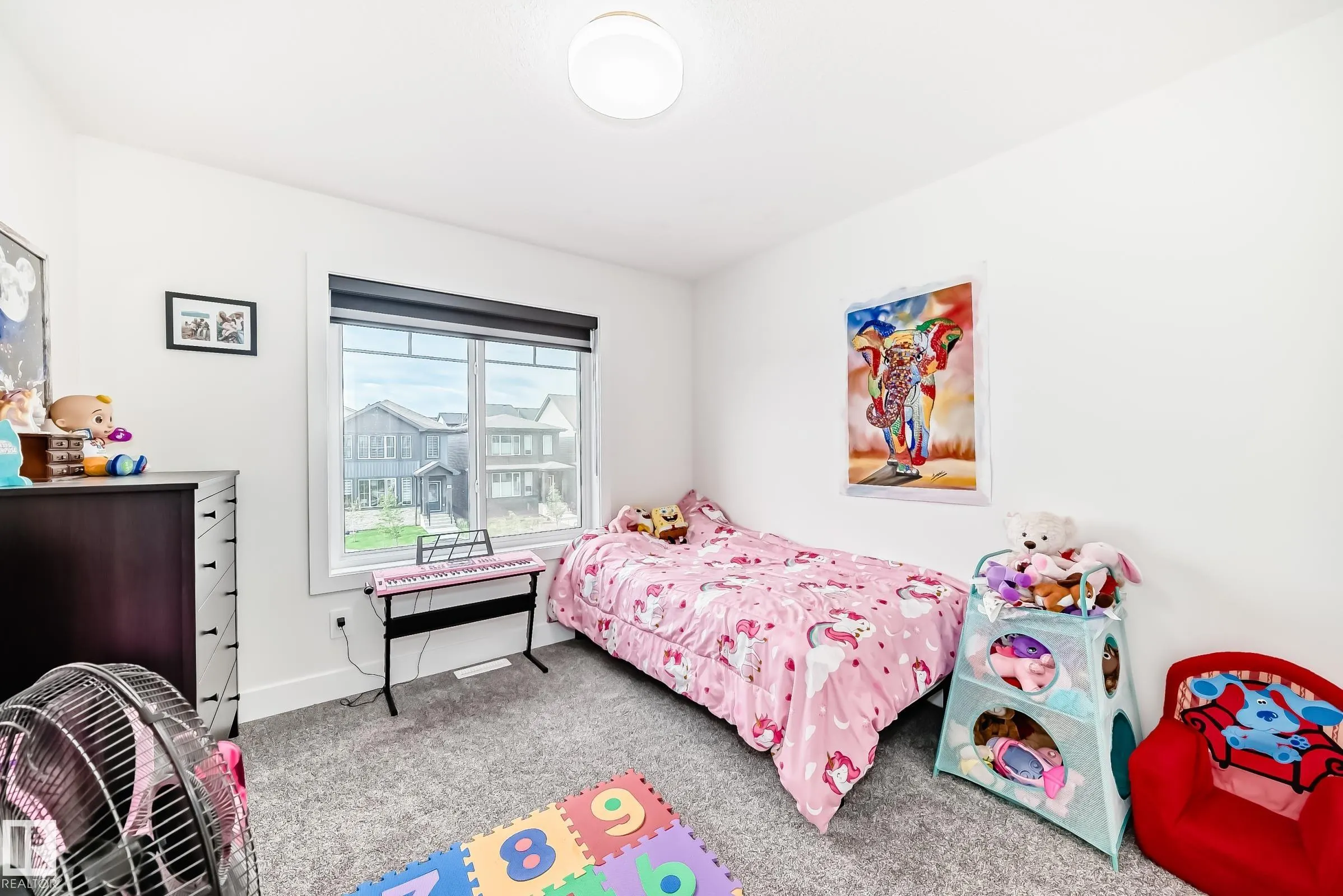 14 EDGEFIELD Way