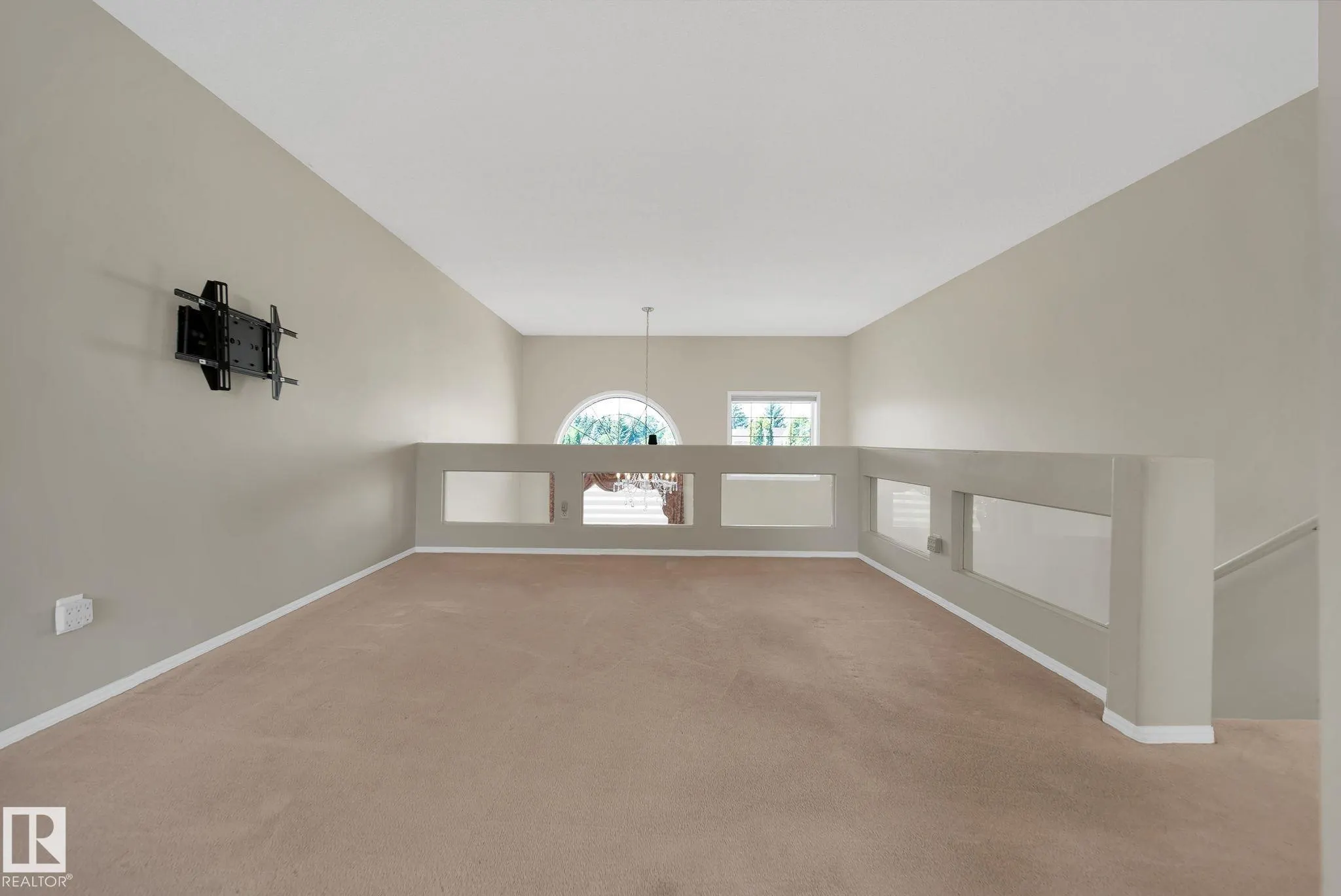 4 FRASER Drive