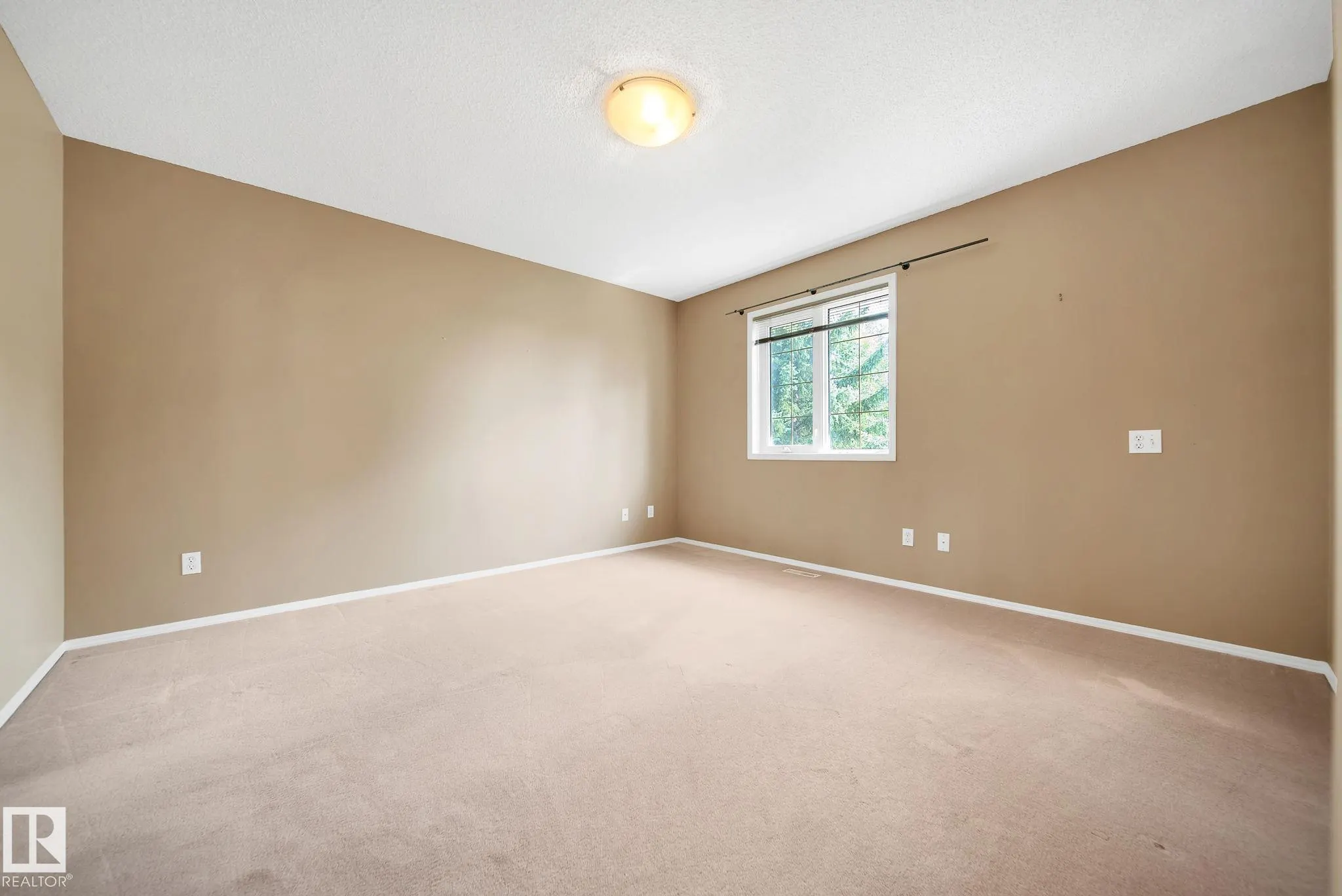 4 FRASER Drive