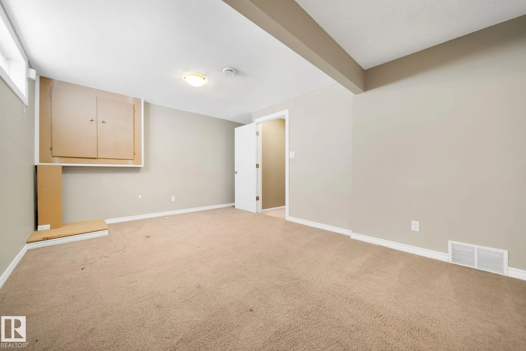 4 FRASER Drive