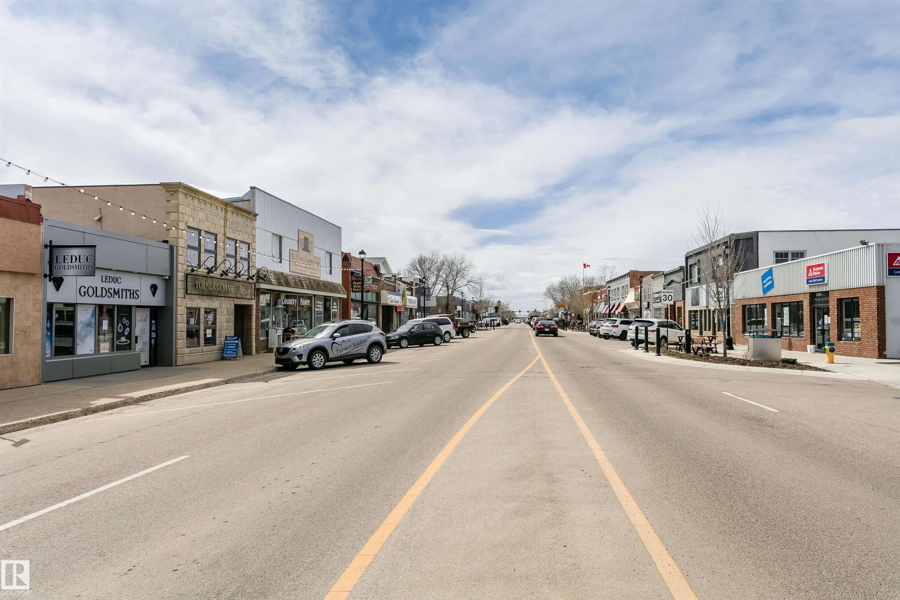 16 Willow Park Estates