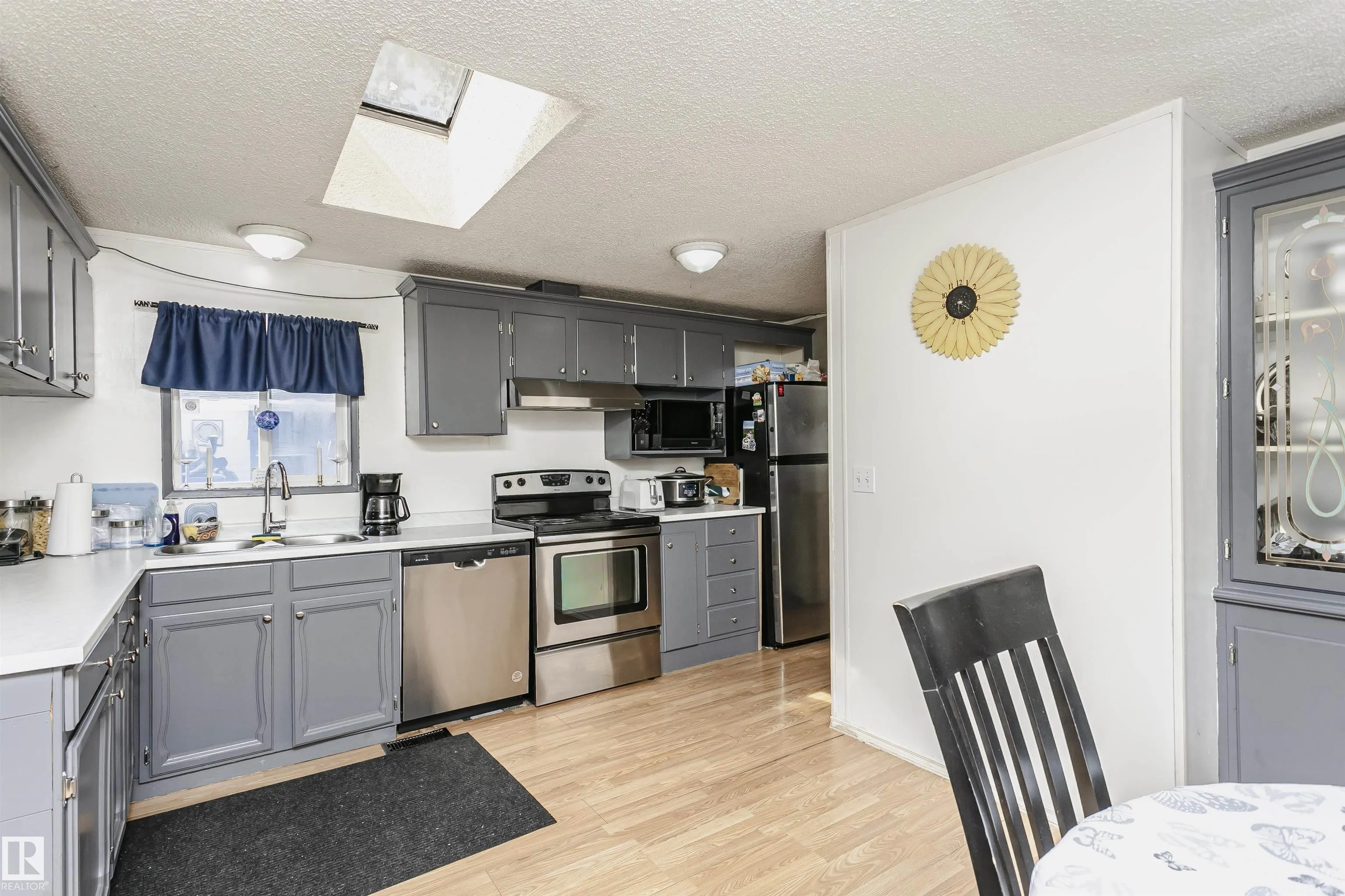 16 Willow Park Estates