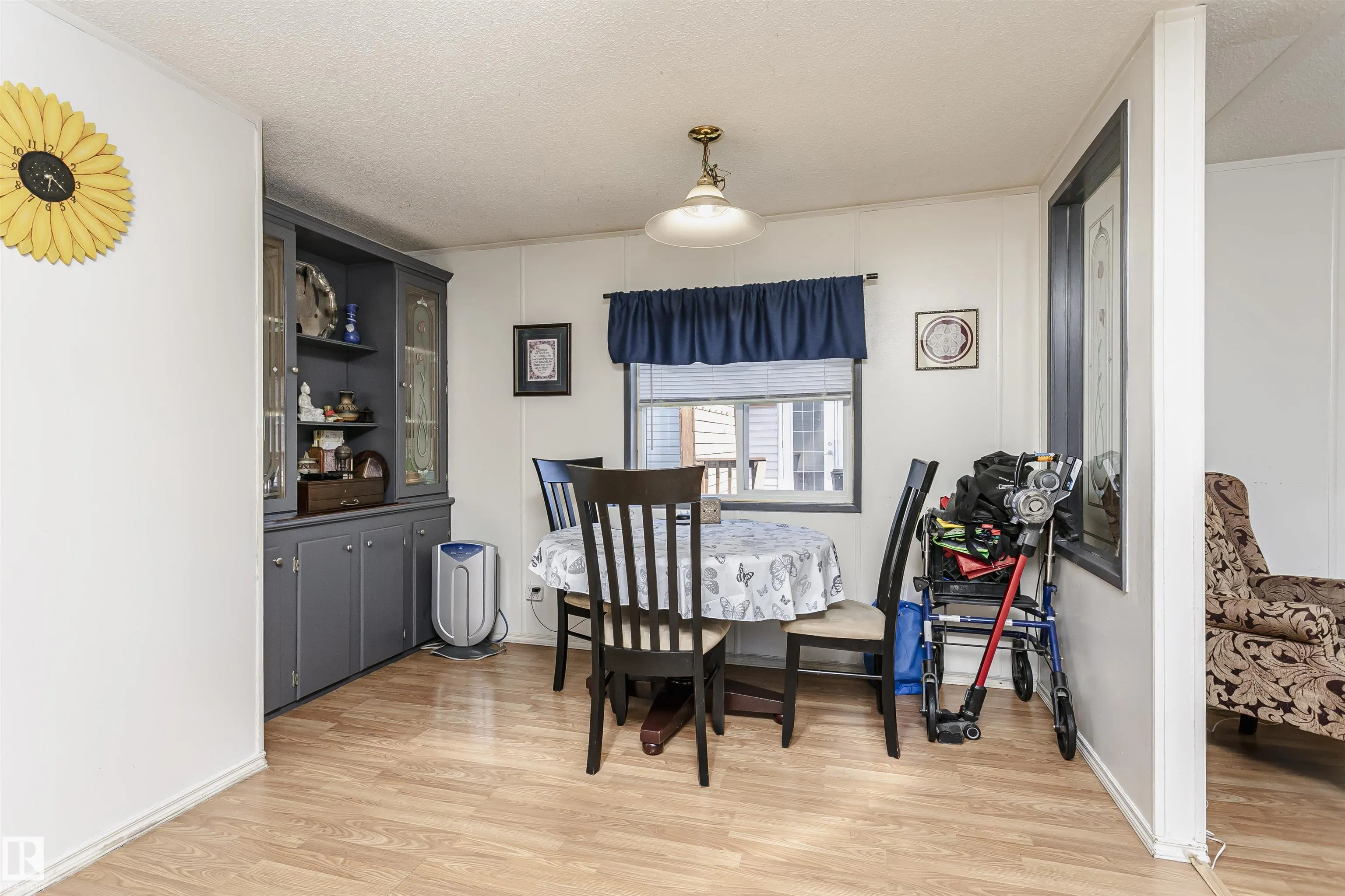 16 Willow Park Estates